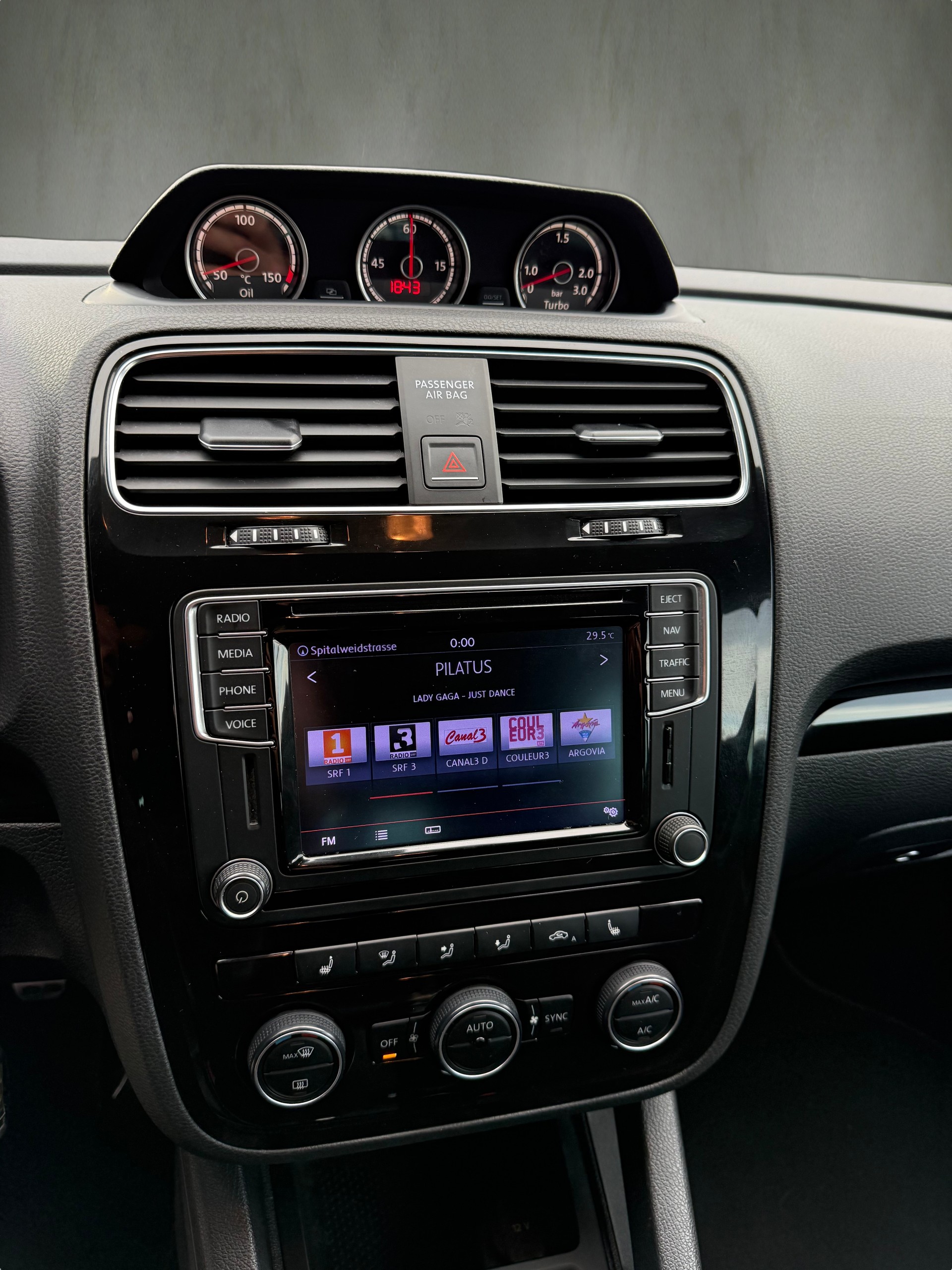 VW Scirocco 2.0 TSI BMT GTS-image-10
