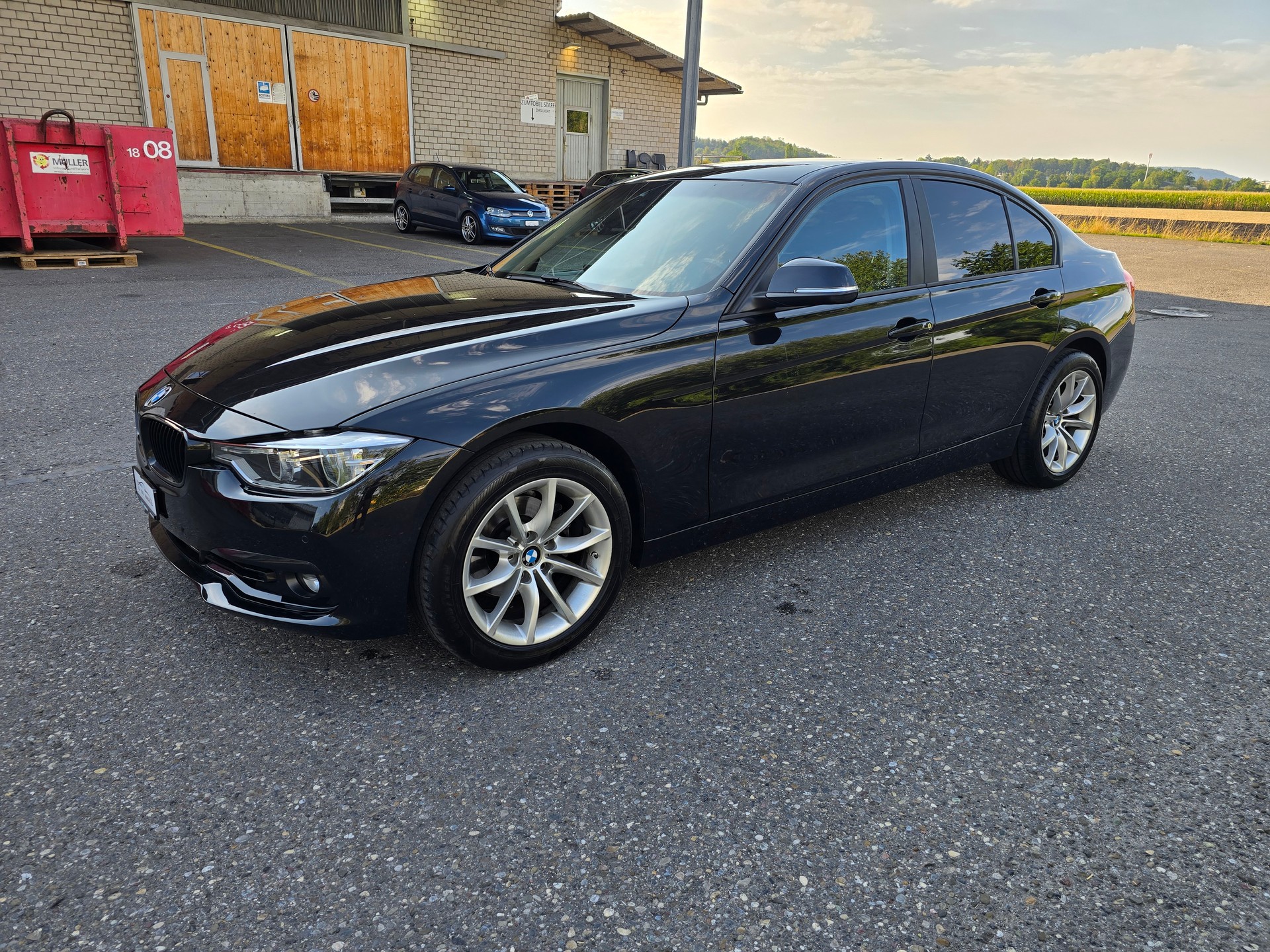 BMW 320i xDrive Luxury Line Steptronic-image-2