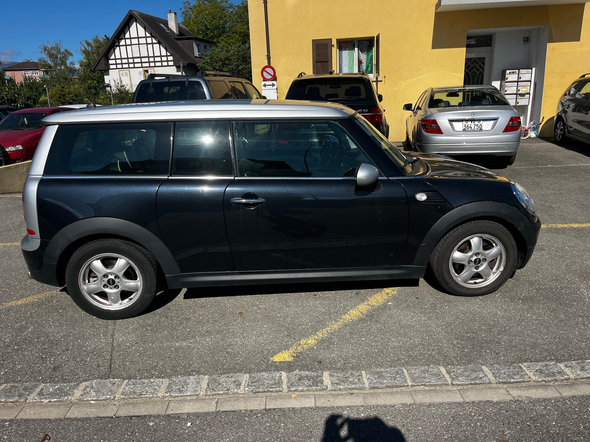 MINI COOPER clubman-image-5
