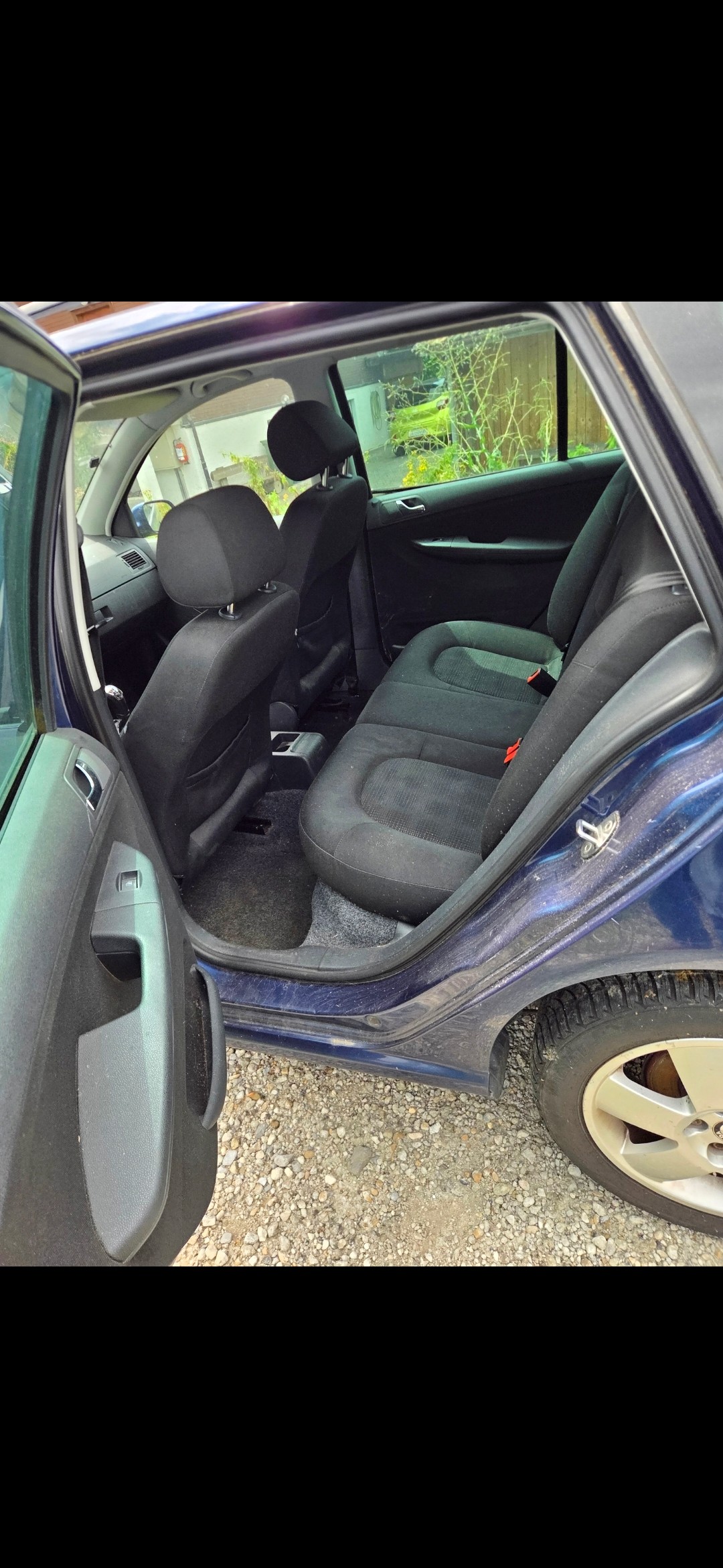 SKODA Fabia 2.0 Elegance-image-4