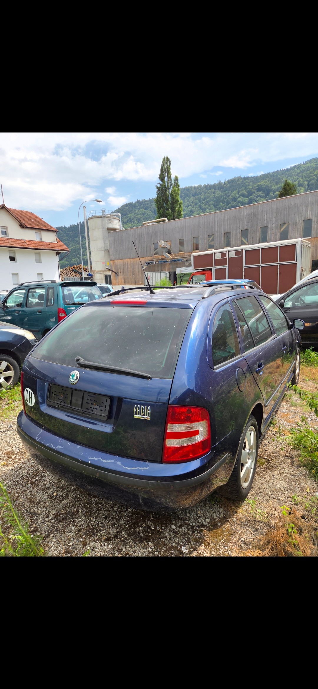 SKODA Fabia 2.0 Elegance-image-3