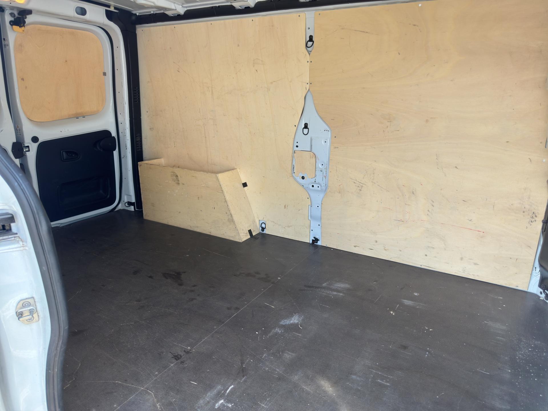 RENAULT Trafic 2.0 Blue dCi 130 Advance L2H1 EN-image-14