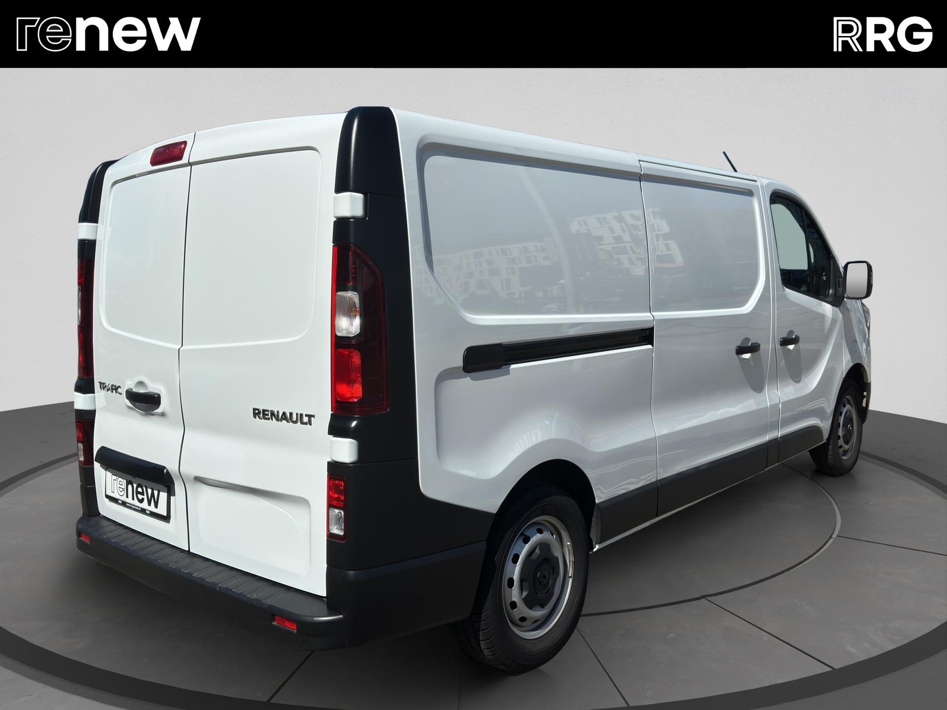 RENAULT Trafic 2.0 Blue dCi 130 Advance L2H1 EN-image-2