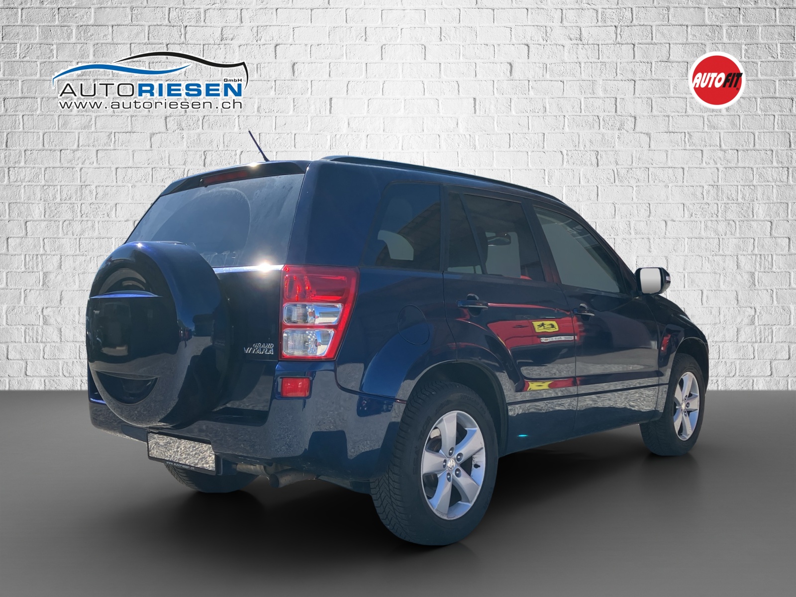 SUZUKI Grand Vitara 2.4 16V GL Top Automatic-image-3