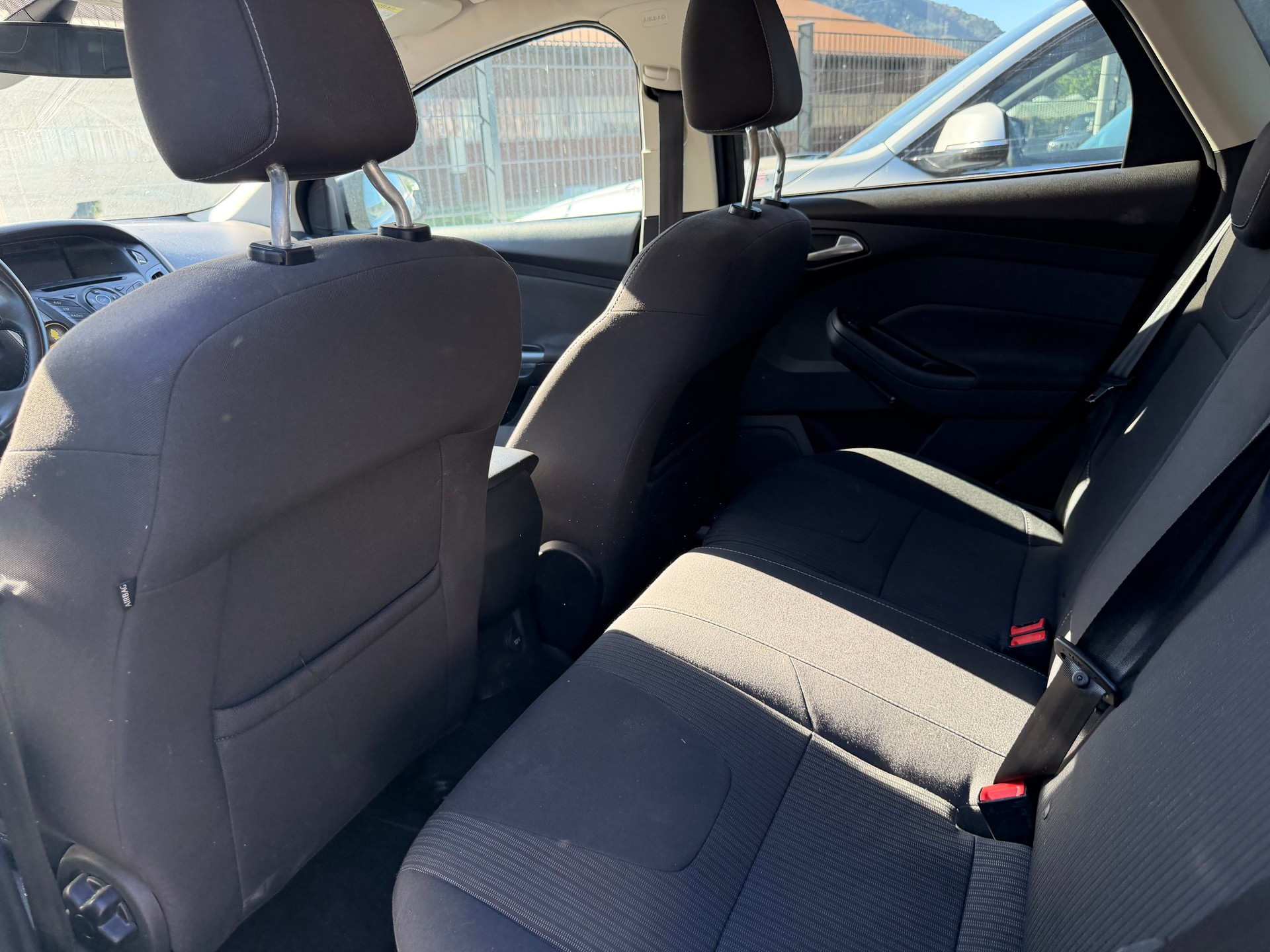 FORD Focus 1.6 TDCi Titanium-image-7