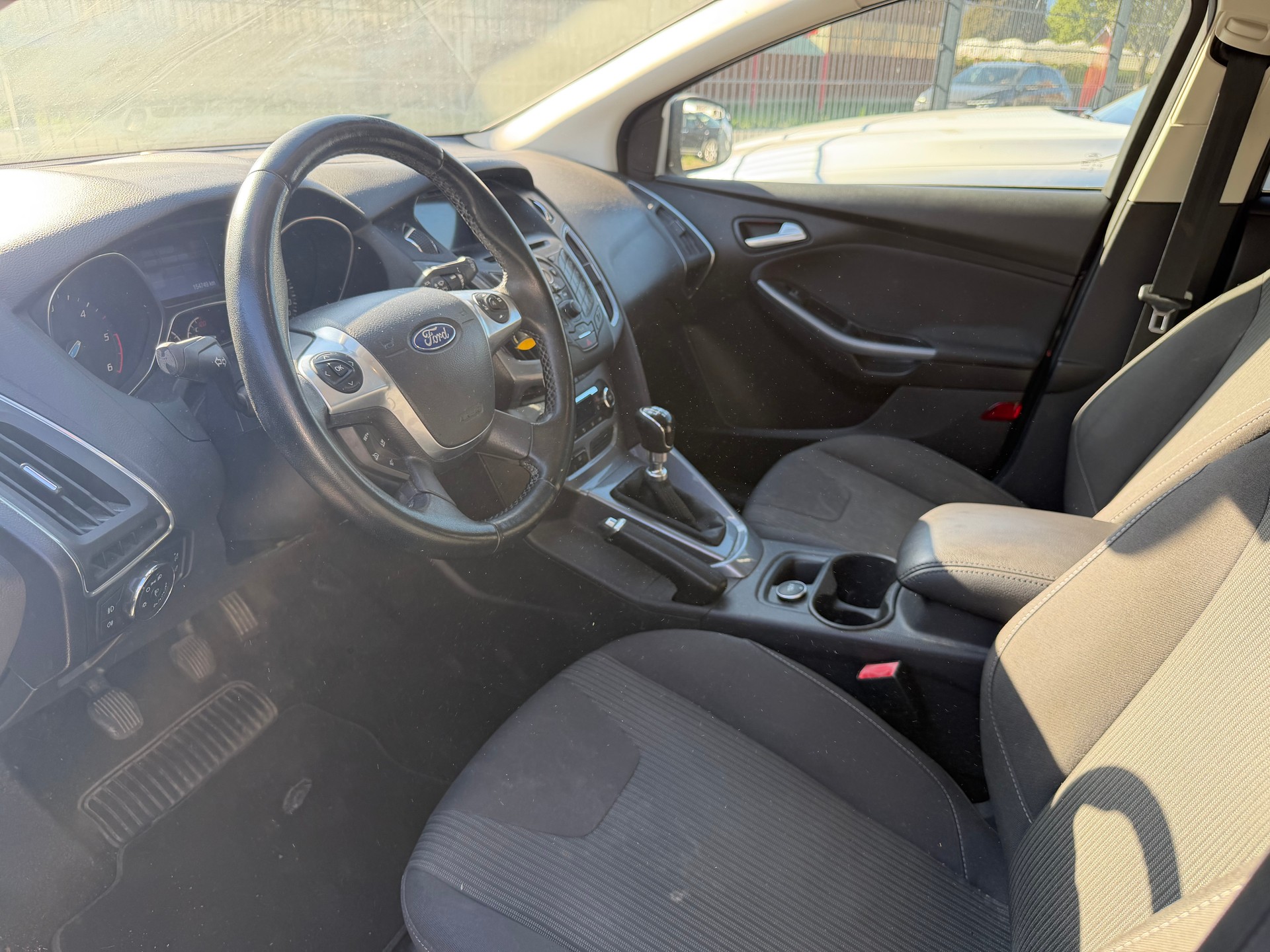 FORD Focus 1.6 TDCi Titanium-image-14
