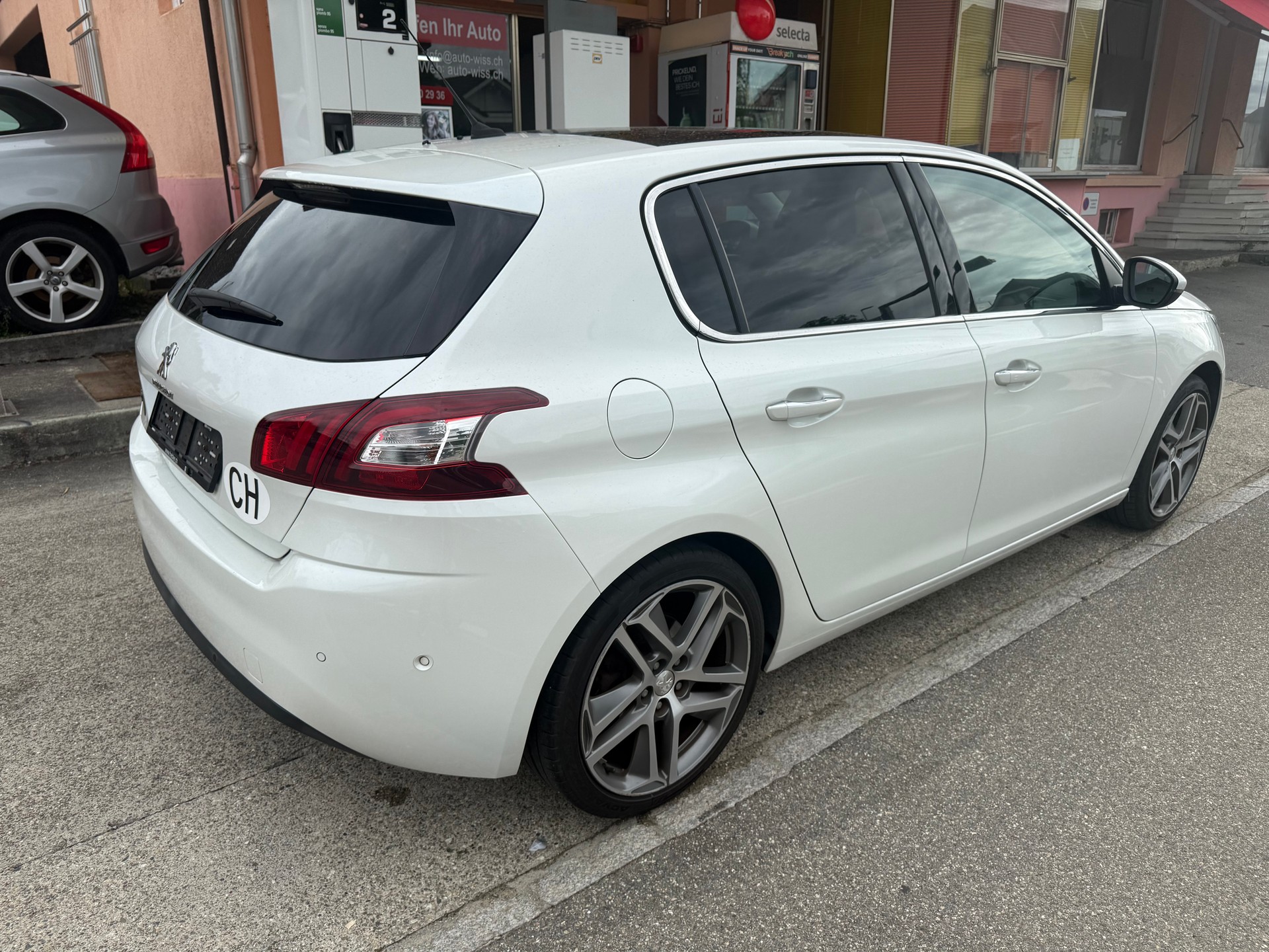 PEUGEOT 308 1.6 THP Féline-image-3