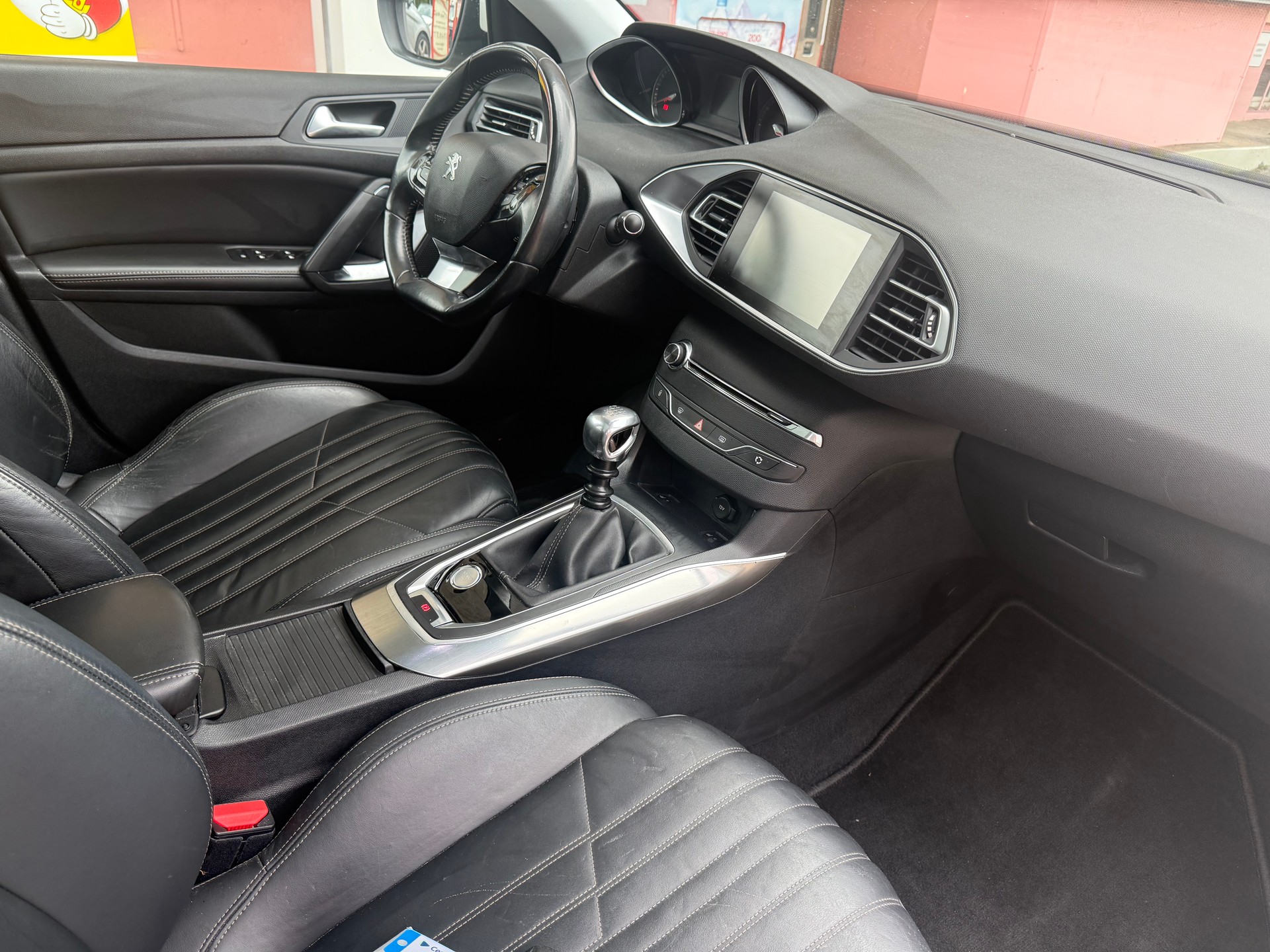 PEUGEOT 308 1.6 THP Féline-image-10
