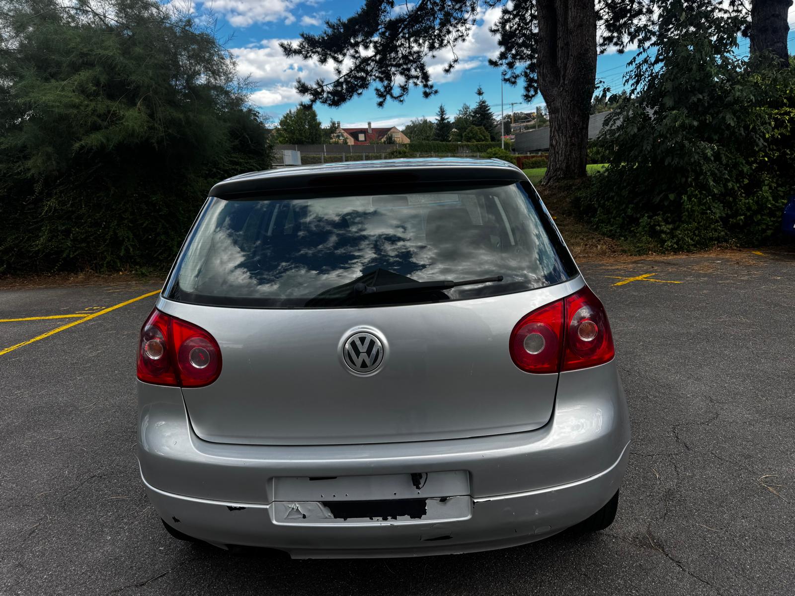 VW Golf 1.9 TDI Comfortline 4Motion-image-6