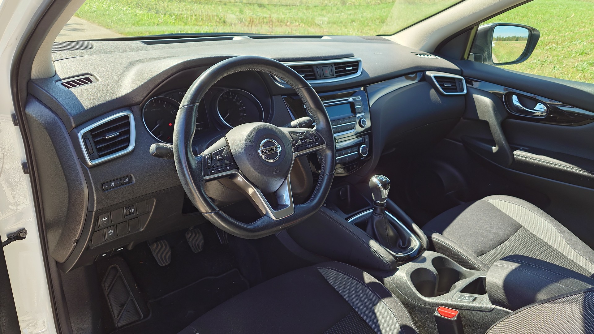 NISSAN Qashqai 1.2 DIG-T acenta-image-8