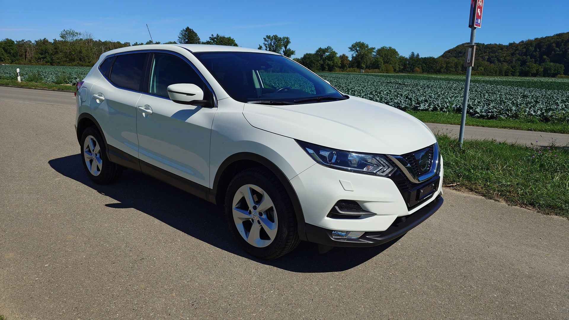 NISSAN Qashqai 1.2 DIG-T acenta-image-6