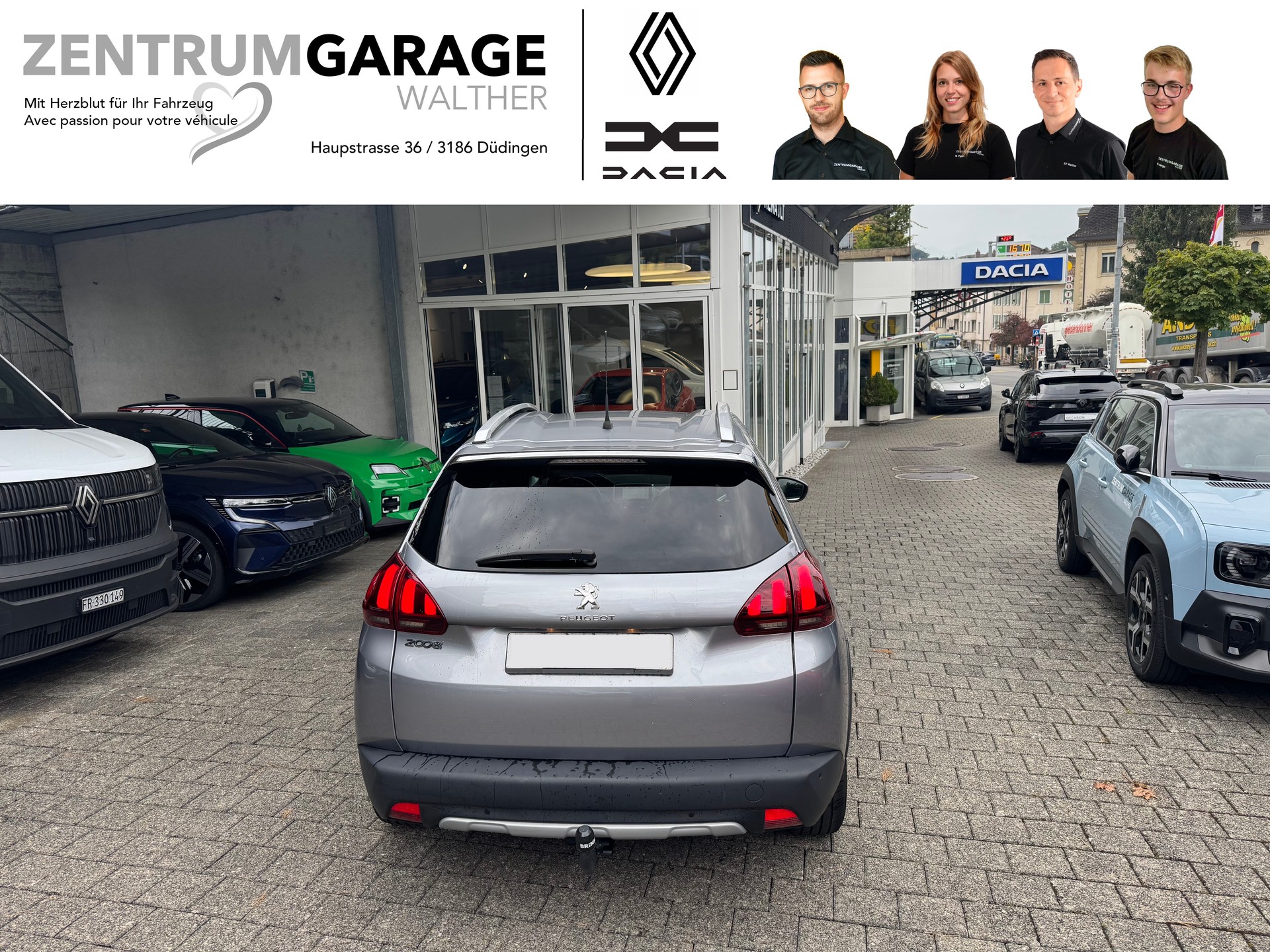 PEUGEOT 2008 1.6 BlueHDi Allure-image-5