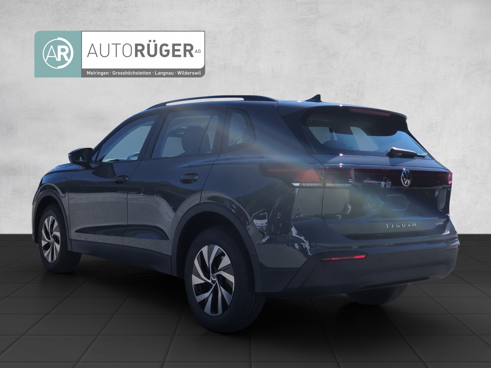 VW Tiguan Life-image-3