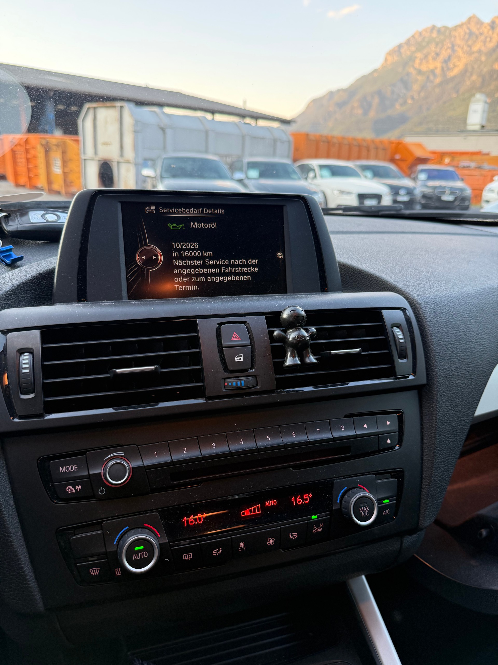 BMW 116i-image-20