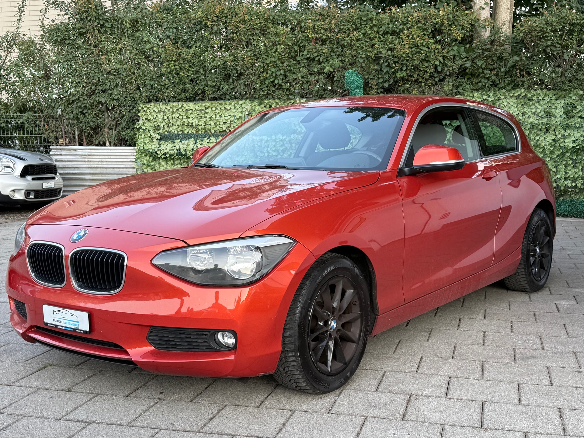 BMW 116i-image-3