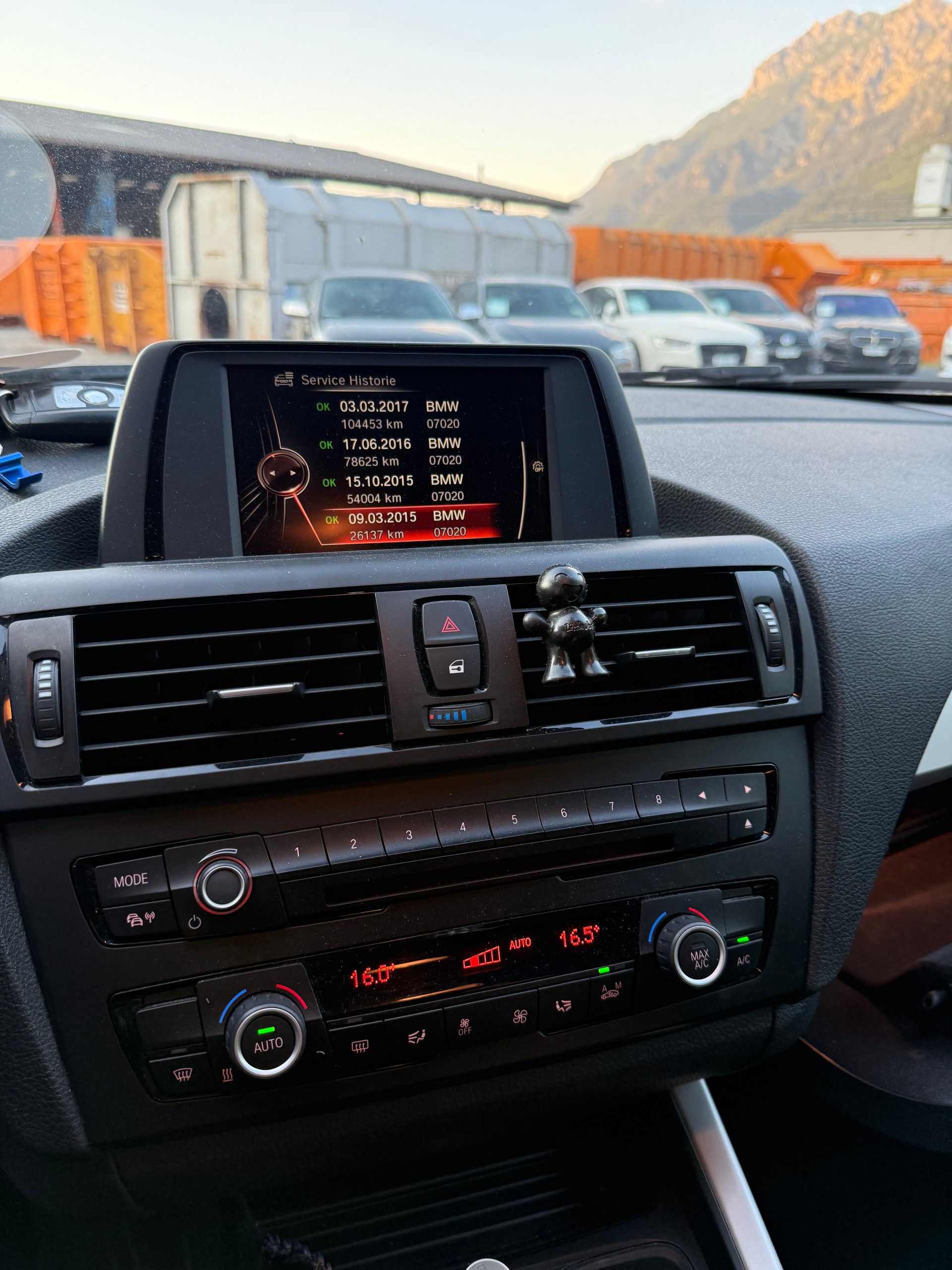 BMW 116i-image-19