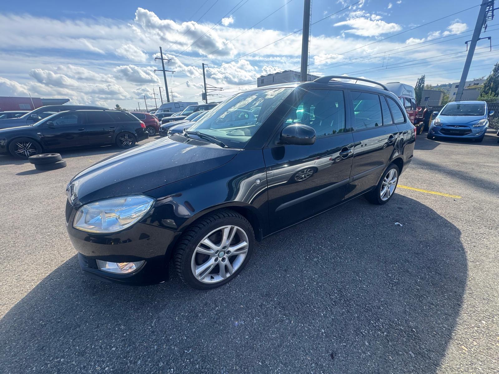 SKODA Fabia 1.6 TDI Elegance-image-0