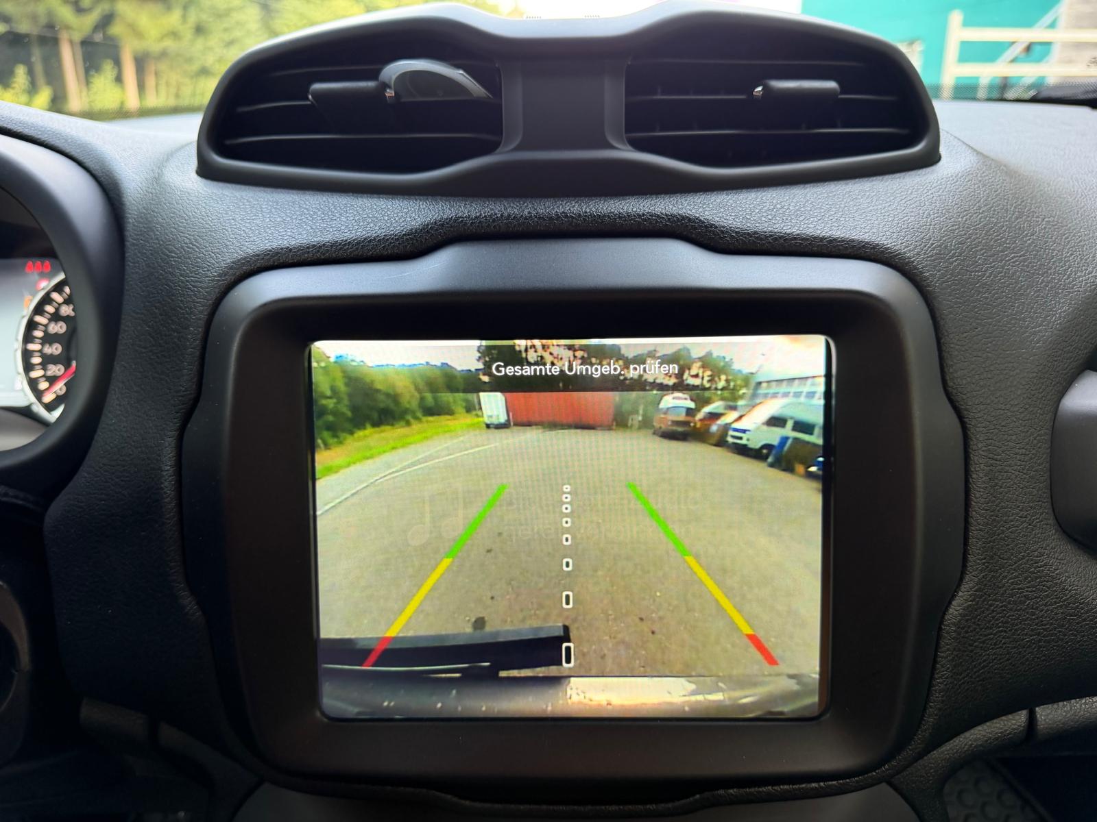 JEEP Renegade 1.3 Turbo Limited AWD-image-13