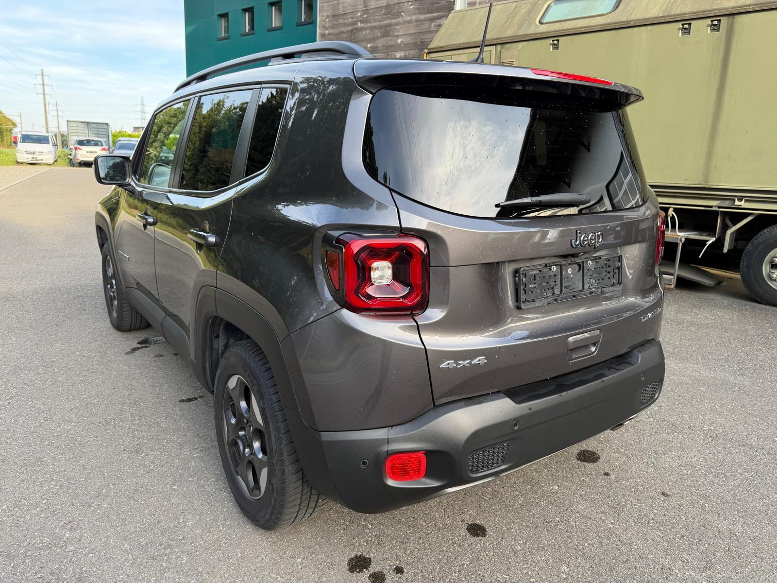 JEEP Renegade 1.3 Turbo Limited AWD-image-4
