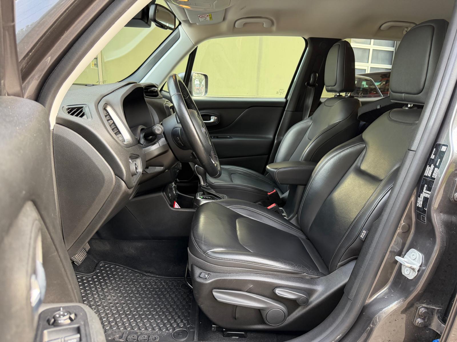 JEEP Renegade 1.3 Turbo Limited AWD-image-12