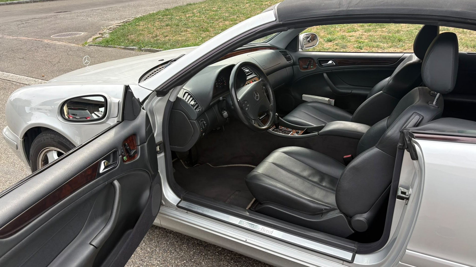 MERCEDES-BENZ CLK 320 Elégance Automatic-image-6