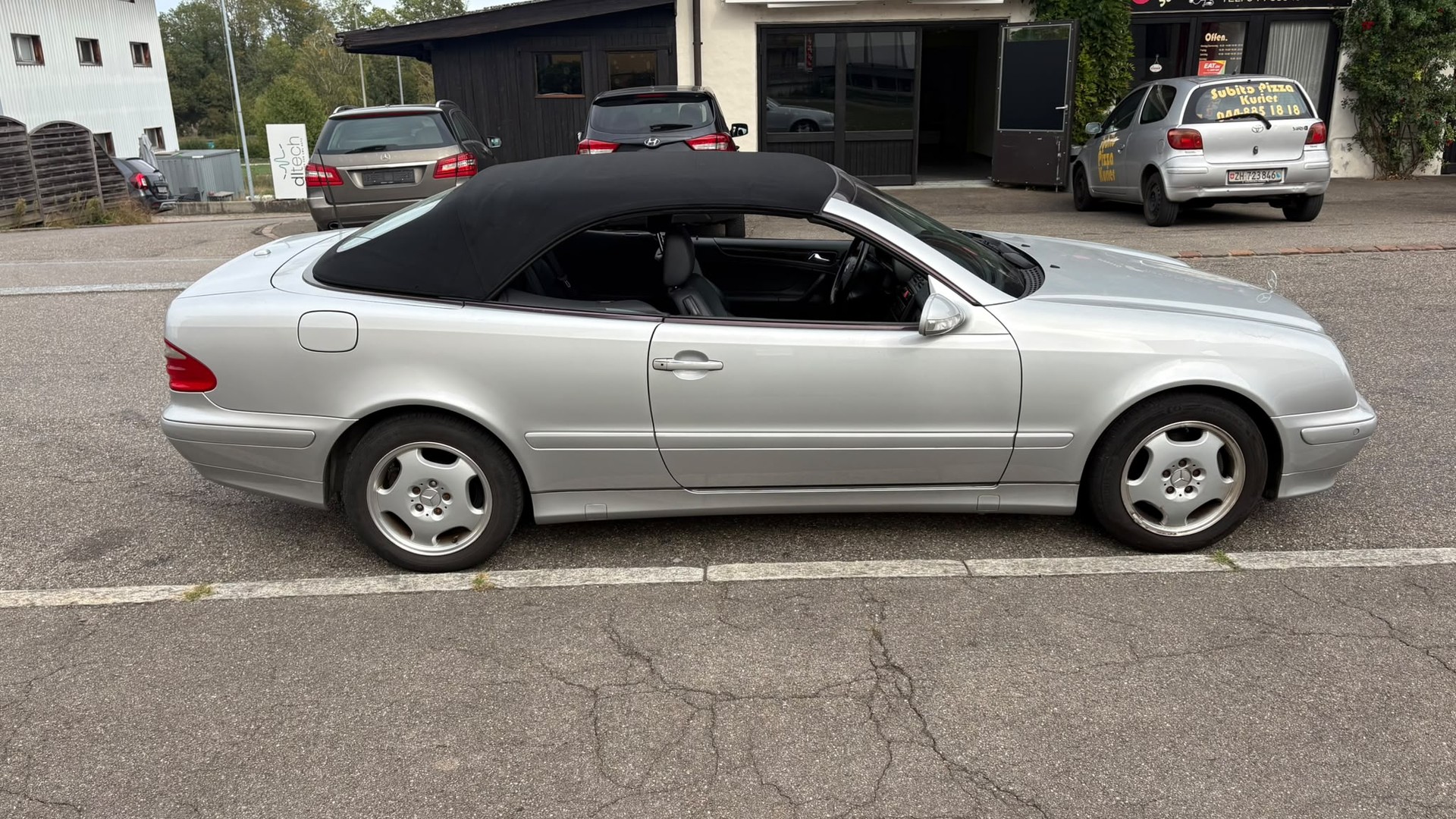 MERCEDES-BENZ CLK 320 Elégance Automatic-image-4