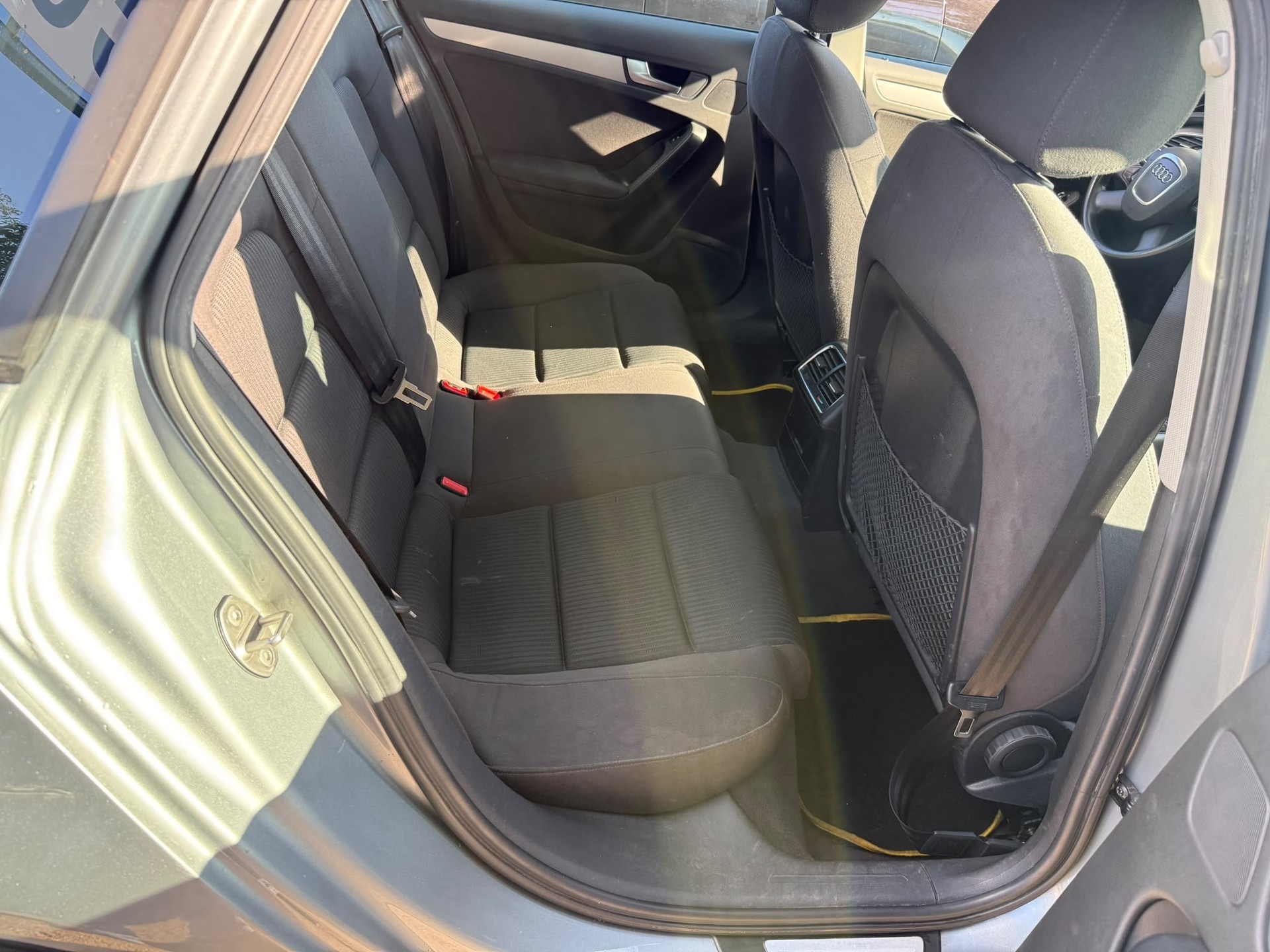 AUDI A4 Avant 1.8 TFSI multitronic-image-8