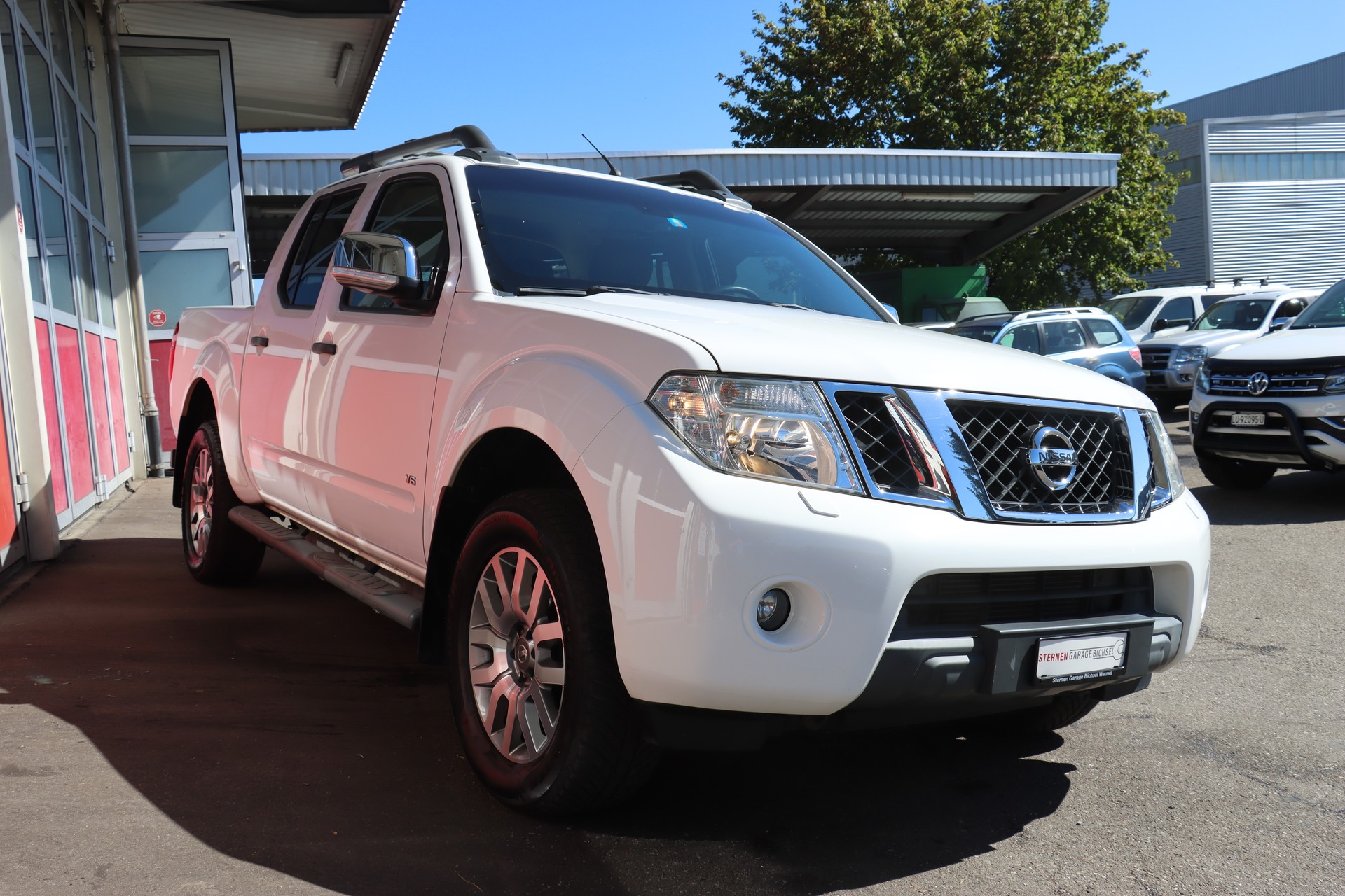 NISSAN Navara V6 Double Cab LE 3.0 dCi 4WD LB Automat-image-3