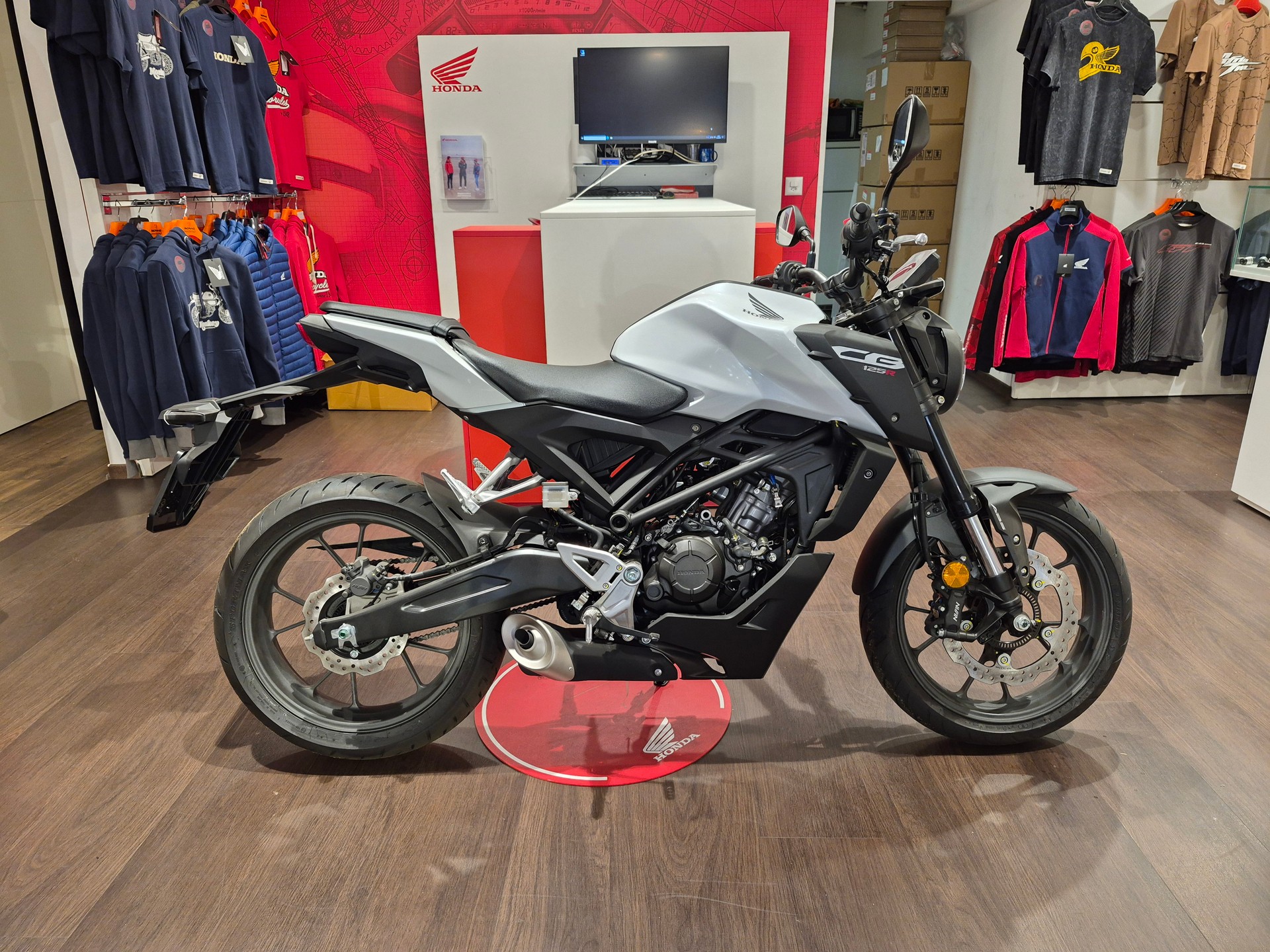 HONDA CB 125 R-showroom-element-1