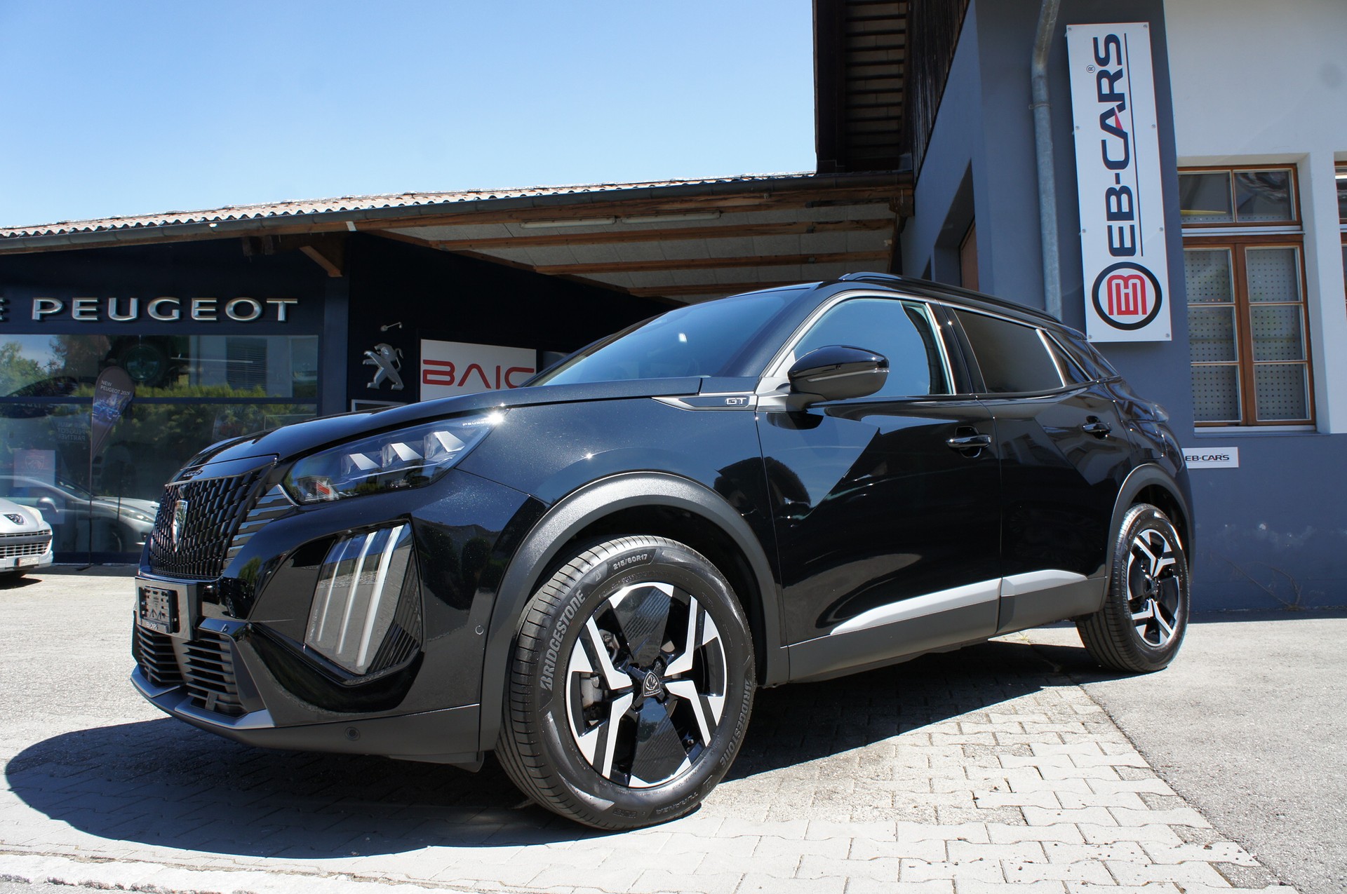 PEUGEOT 2008 1.2 145 MHEV GT-image-0