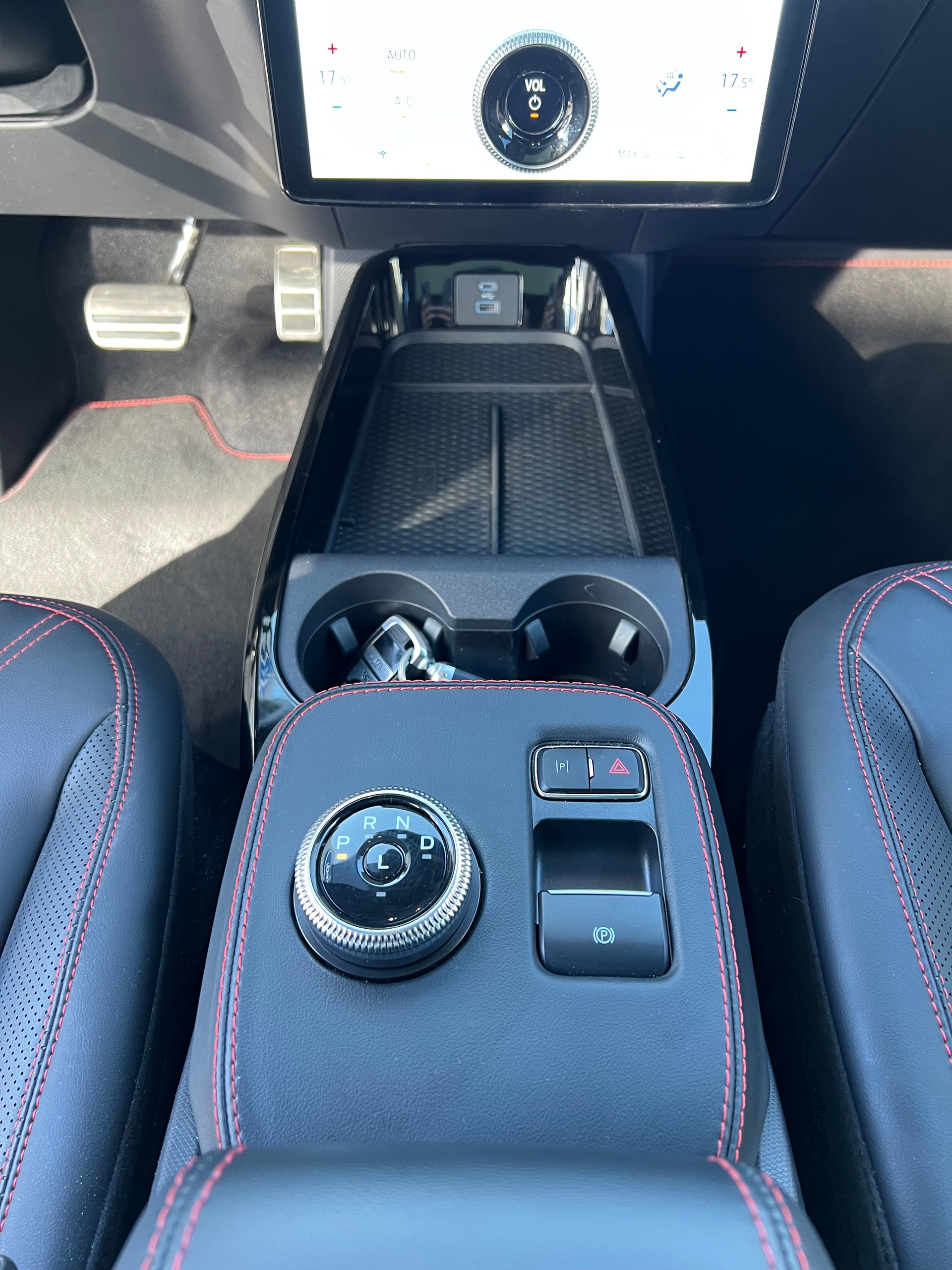 FORD Mustang MACH-E Premium AWD 88 kWh-image-10