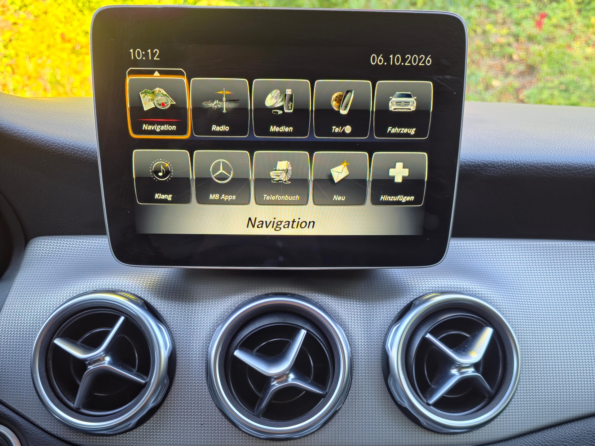 MERCEDES-BENZ GLA 200 Night Star 7G-DCT-image-8