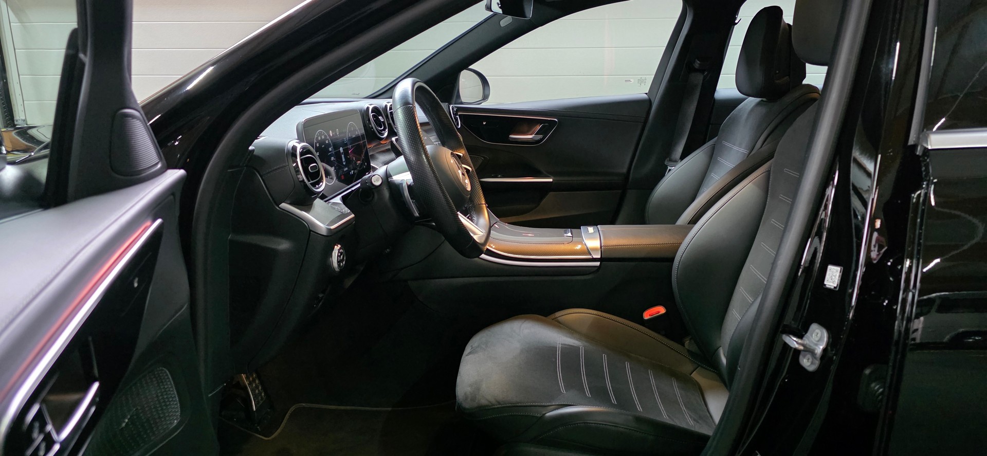 MERCEDES-BENZ C 220 d AMG Line *Anhängerkupplung*Aktiver Spurhalte-&Bremsassistent*Rückfahrkamera*Ambientebeleuchtung*-image-8