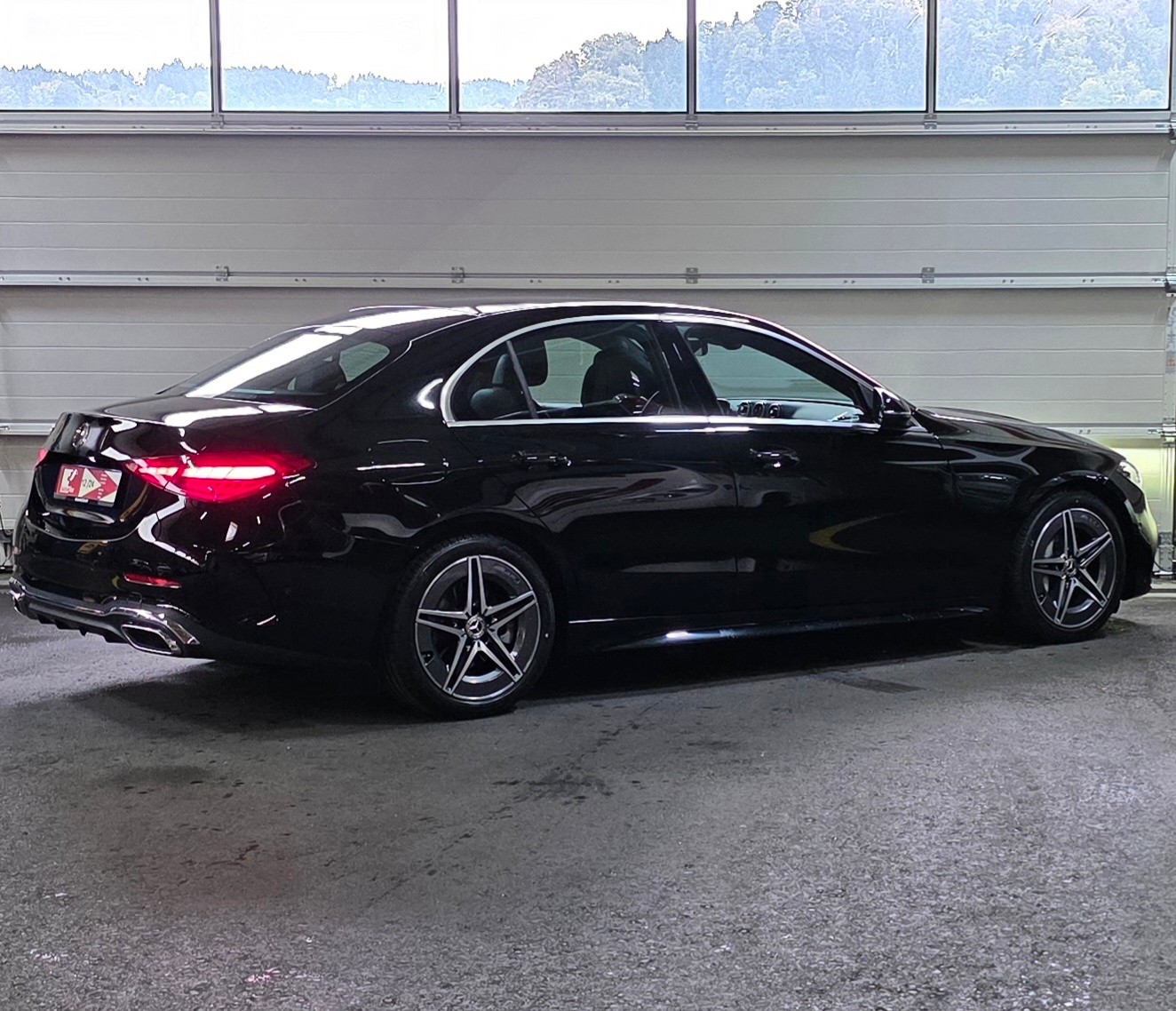 MERCEDES-BENZ C 220 d AMG Line *Anhängerkupplung*Aktiver Spurhalte-&Bremsassistent*Rückfahrkamera*Ambientebeleuchtung*-image-4