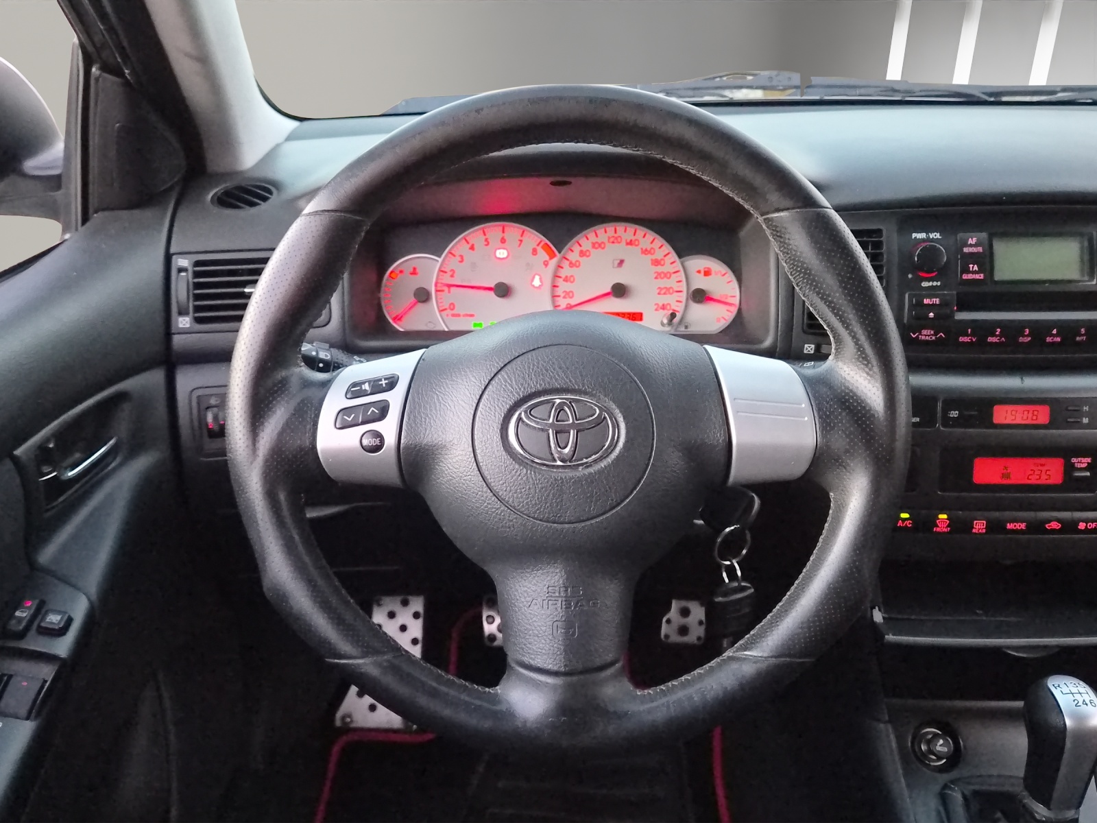TOYOTA Corolla 1.8 TS Compressor-image-9