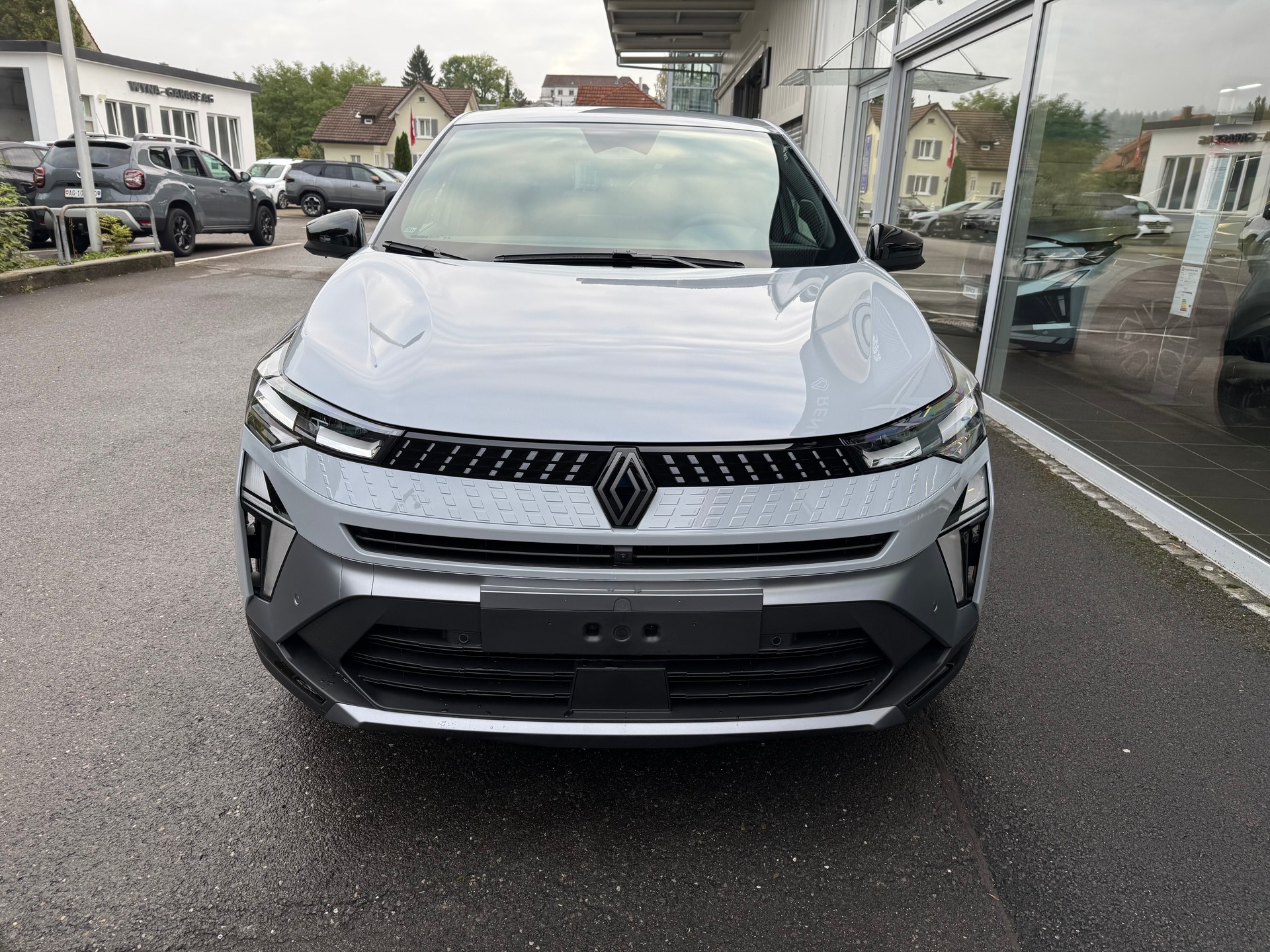 RENAULT Captur 1.8 E-Tech 160 Esprit Alpine DHT-image-2