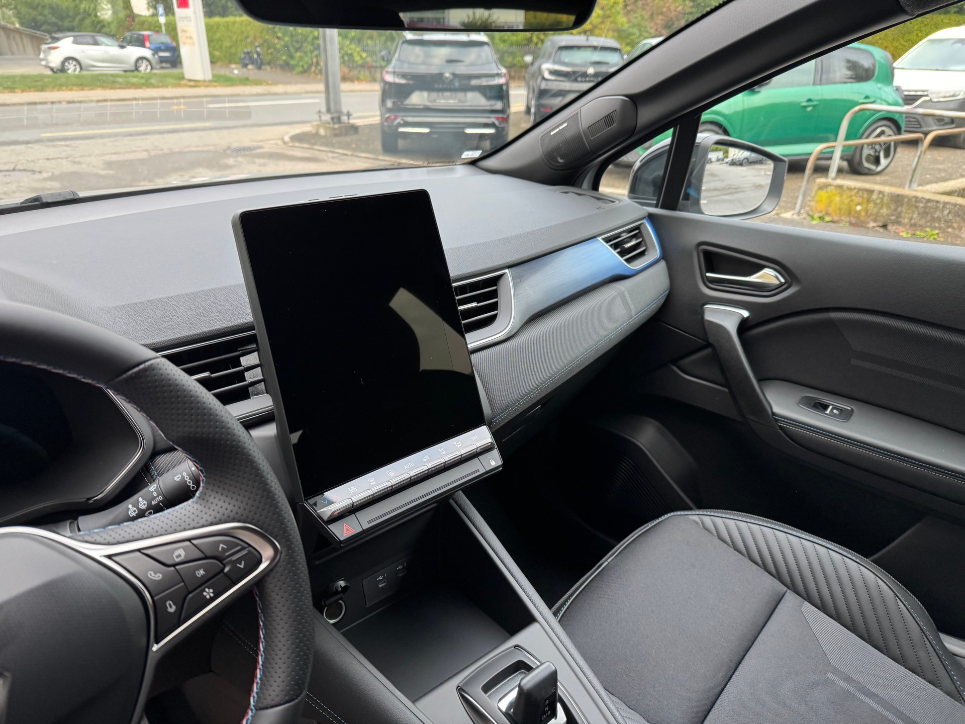 RENAULT Captur 1.8 E-Tech 160 Esprit Alpine DHT-image-12