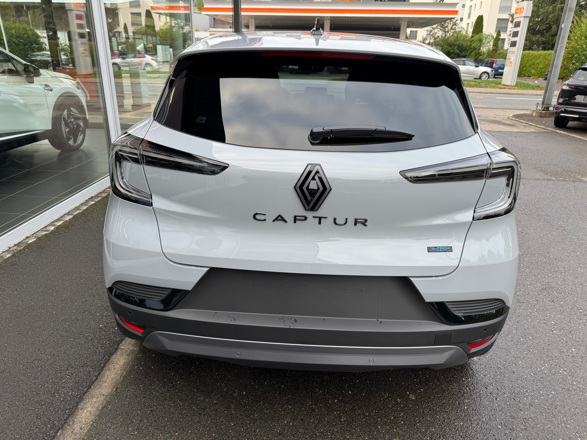 RENAULT Captur 1.8 E-Tech 160 Esprit Alpine DHT-image-7