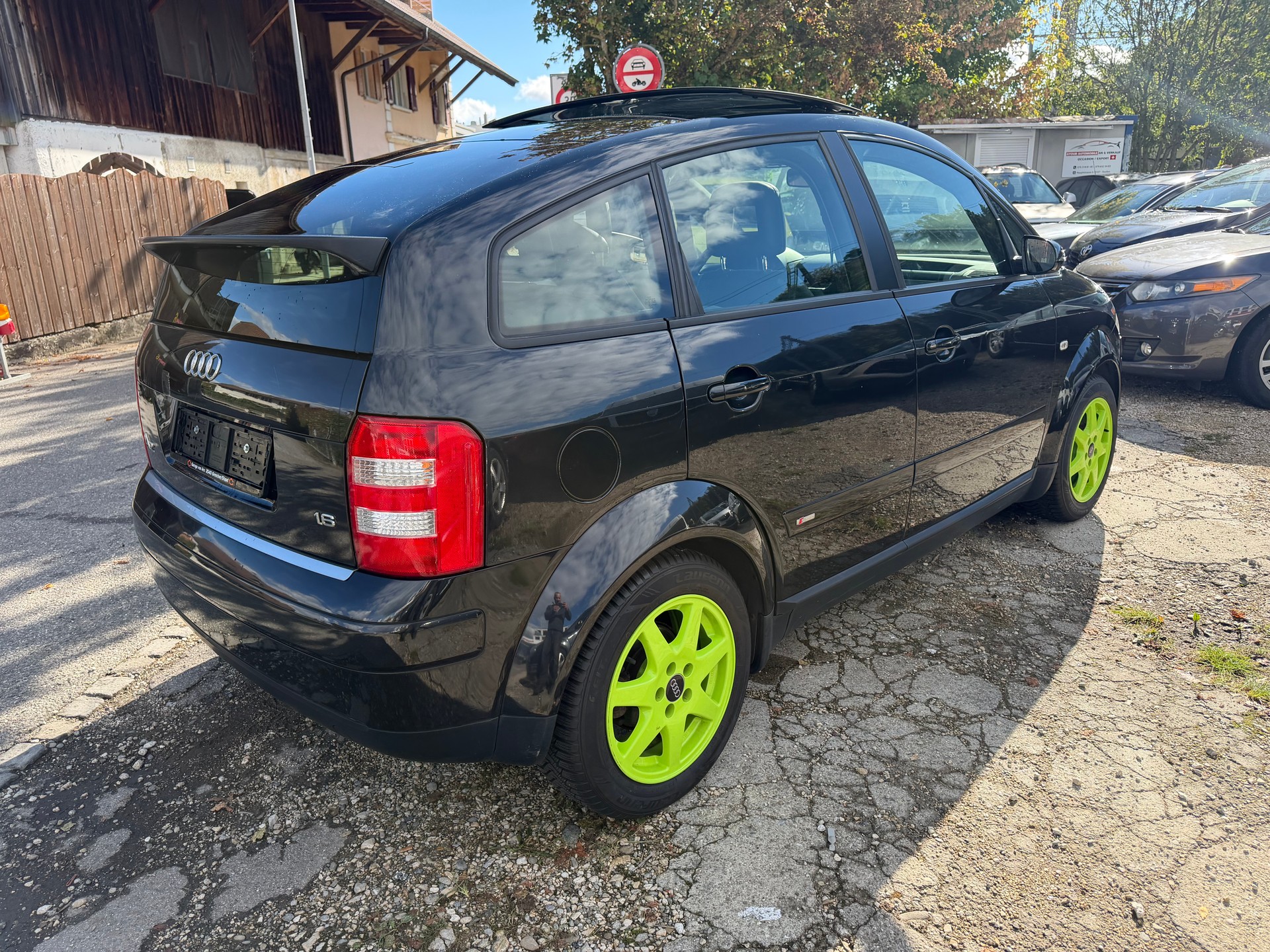 AUDI A2 1.6 FSI S-line -ab Mfk-image-4