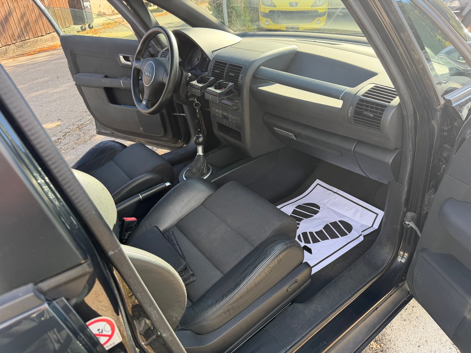AUDI A2 1.6 FSI S-line -ab Mfk-image-6