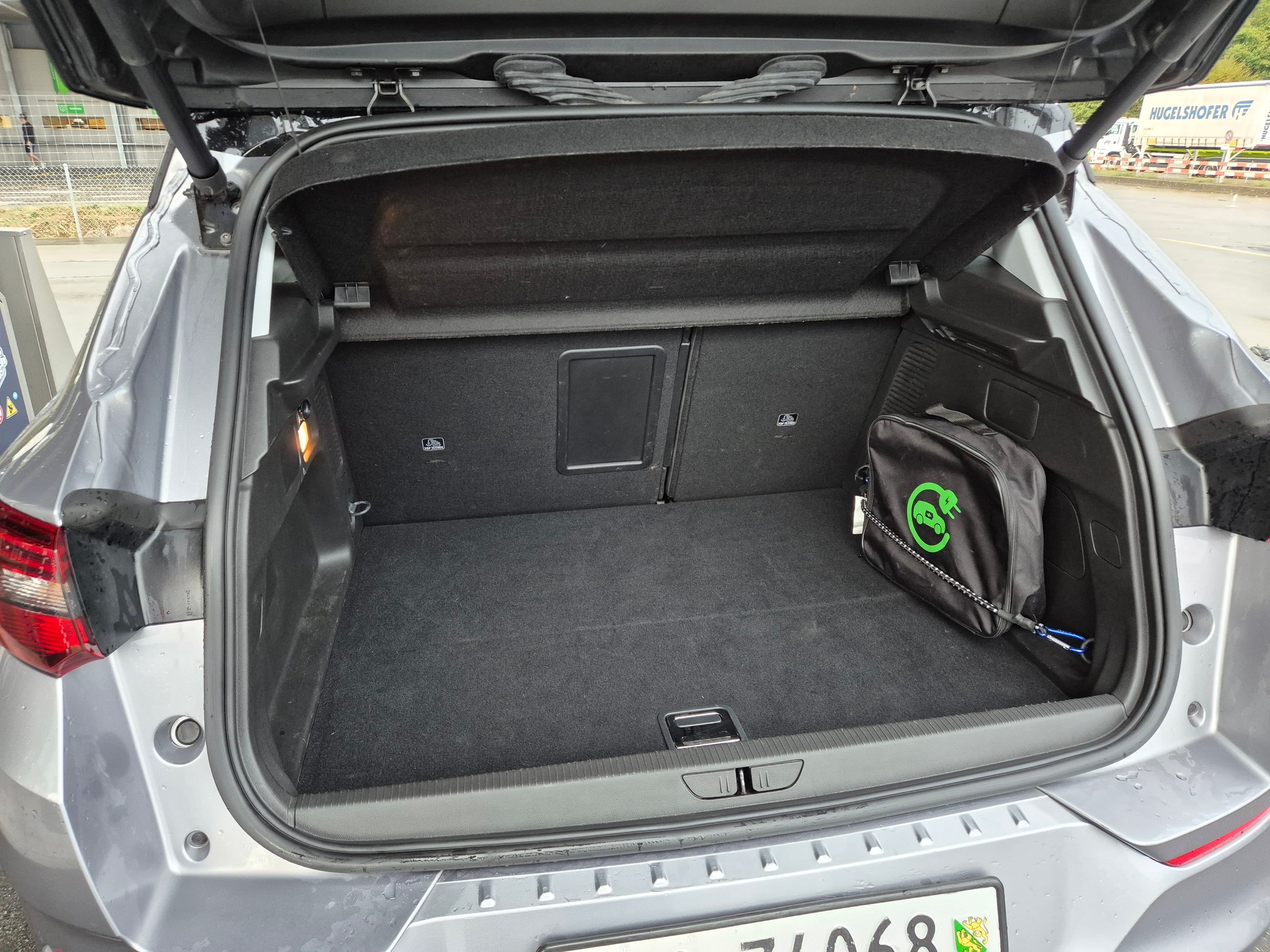 OPEL GRANDLAND-image-4