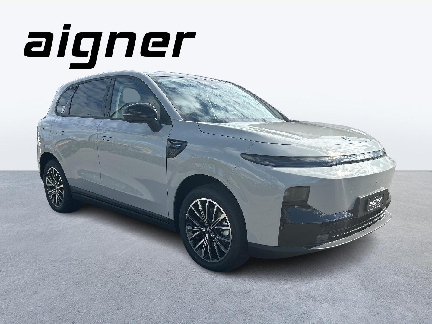 LEAPMOTOR B10 EV-image-6