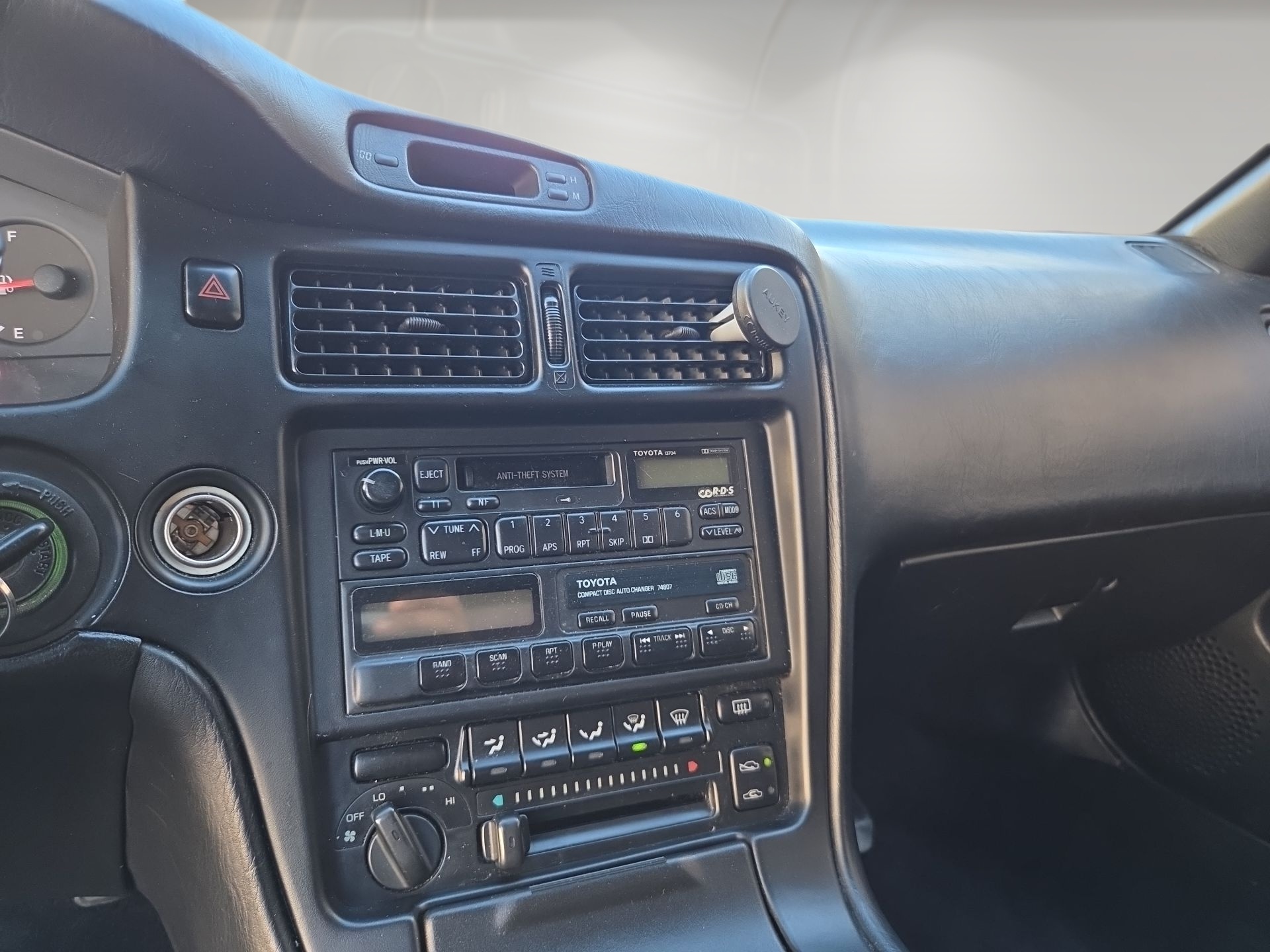 TOYOTA MR2 2.0-image-7