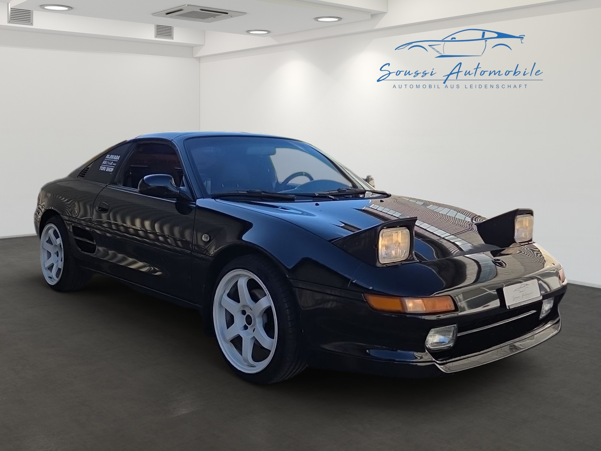 TOYOTA MR2 2.0-image-1