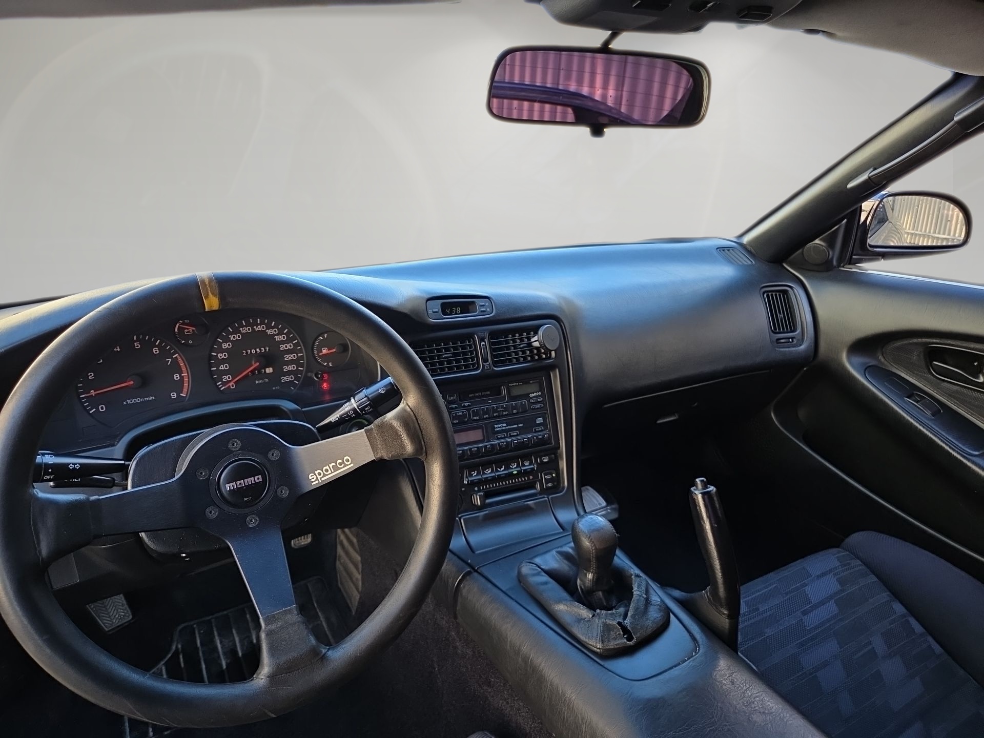 TOYOTA MR2 2.0-image-4