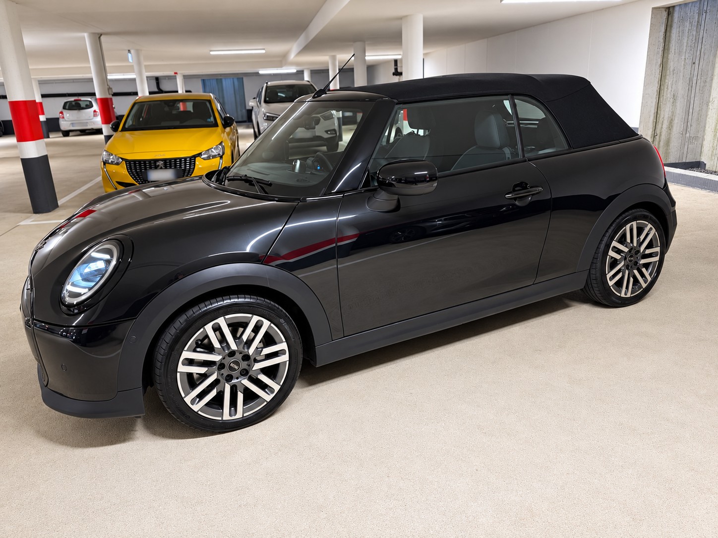 MINI 2.0i Cooper SDKG-image-1