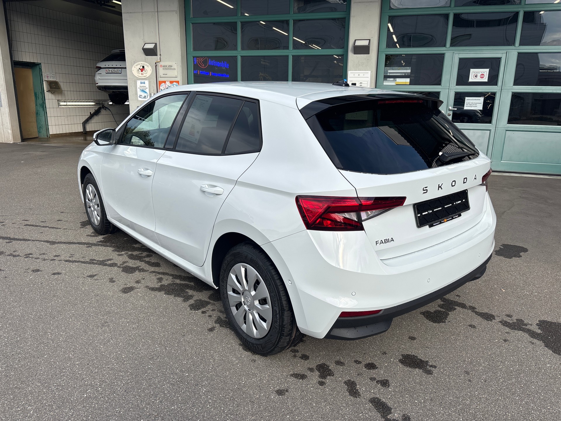 SKODA Fabia 1.0 TSI Selection DSG-image-8