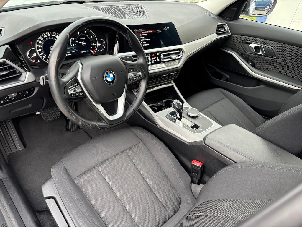 BMW 318d Steptronic-image-8
