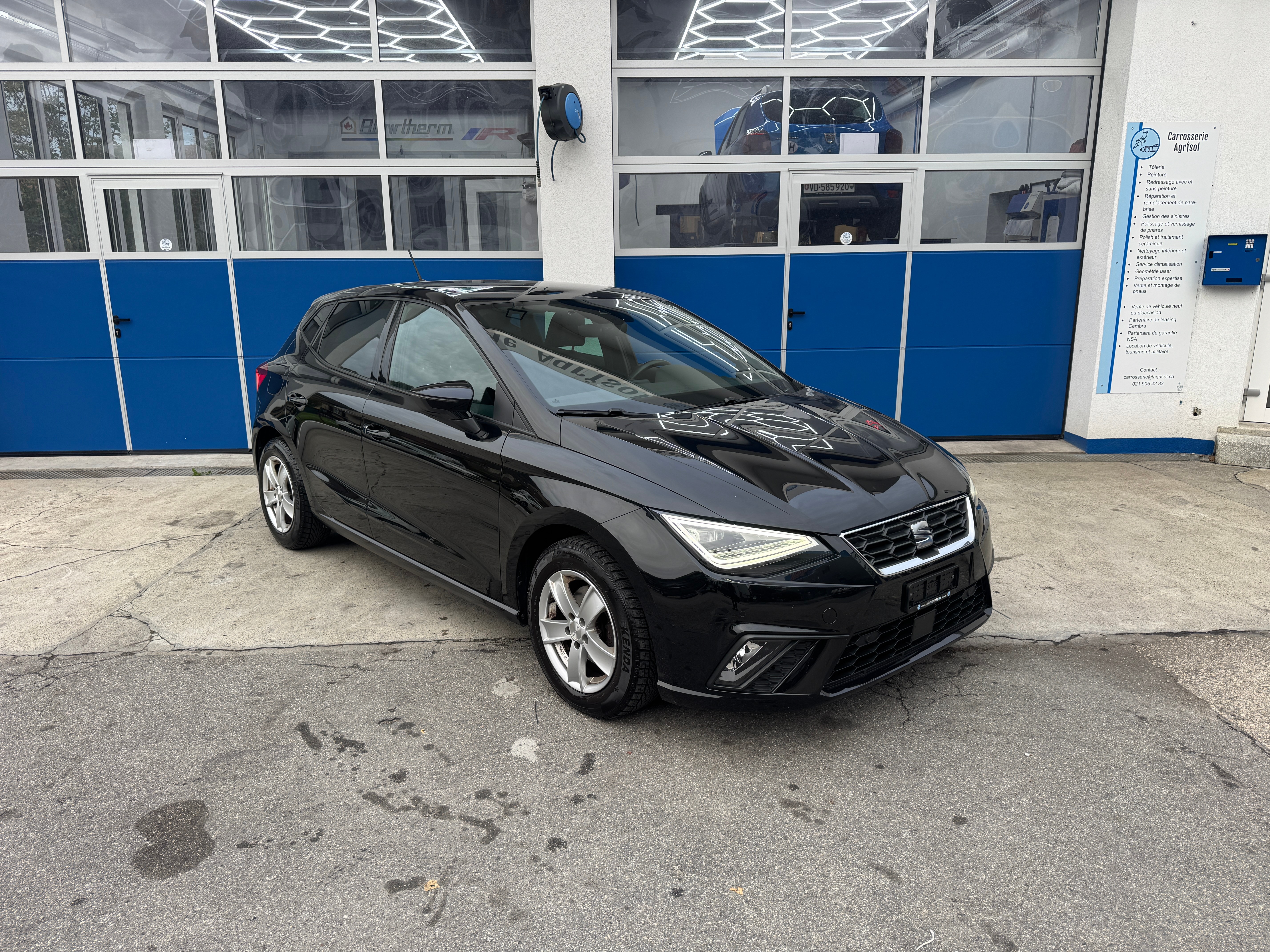 Car photo