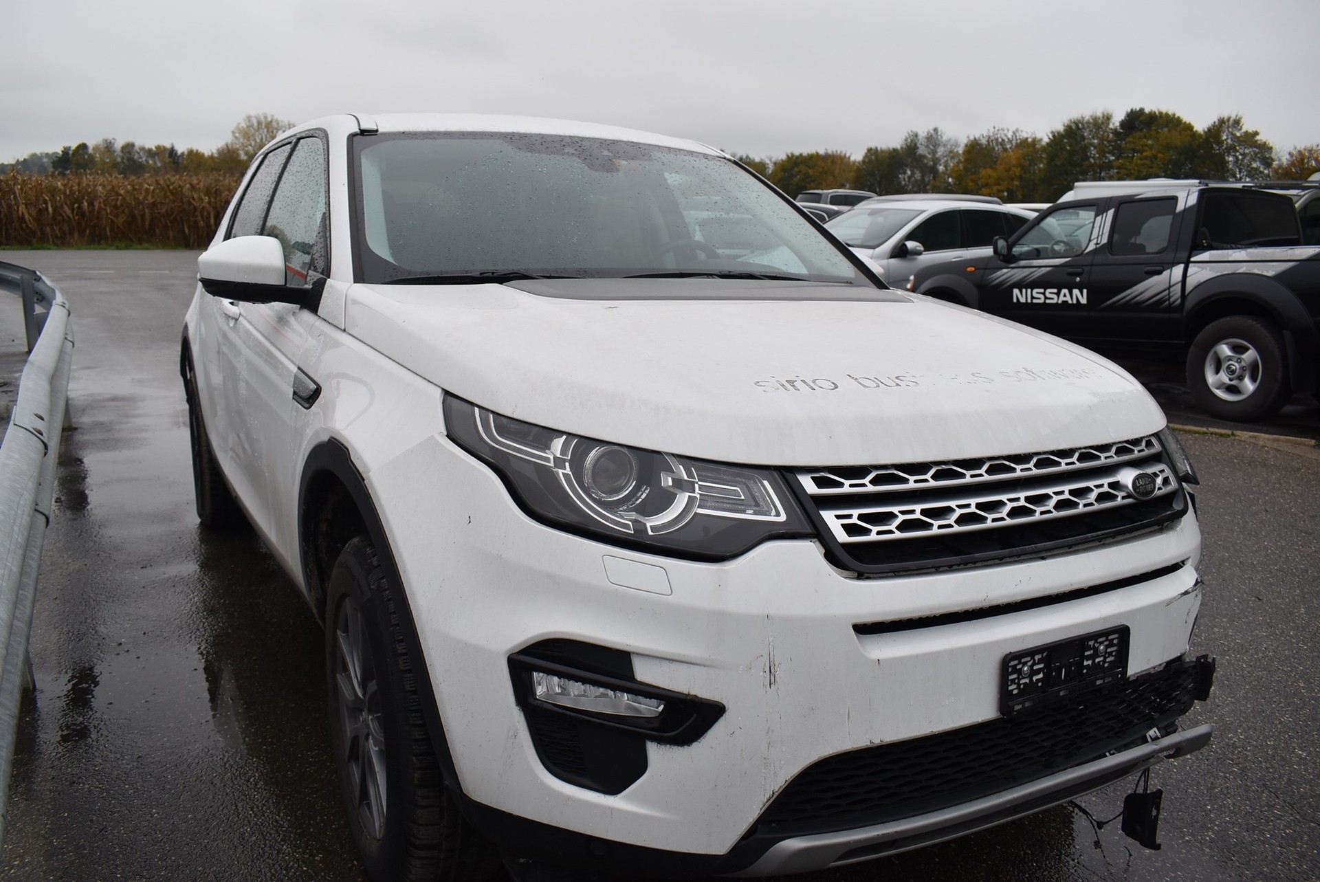 LAND ROVER Discovery Sport 2.0 TD4 HSE-image-10